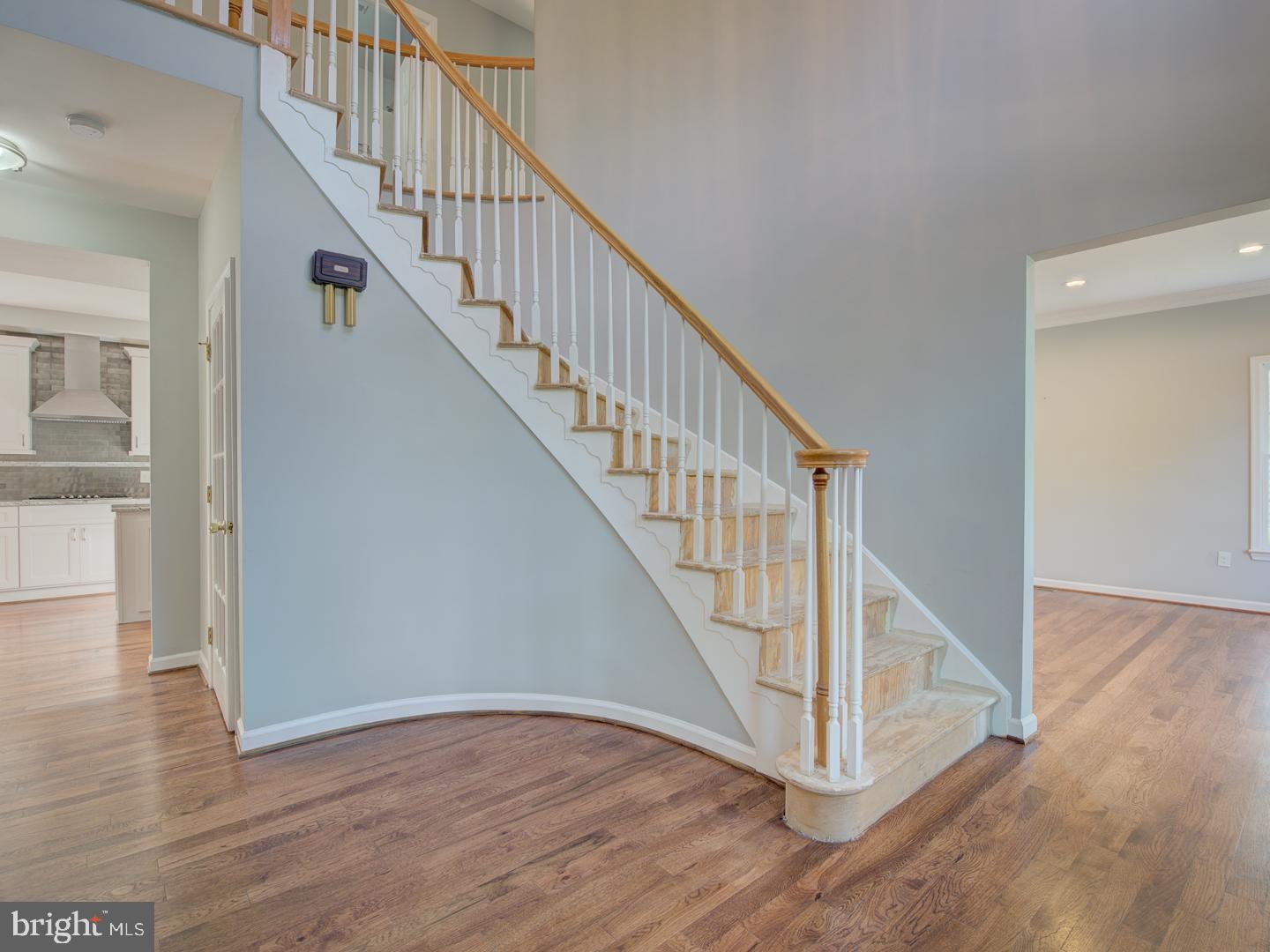 Real estate listing preview #7