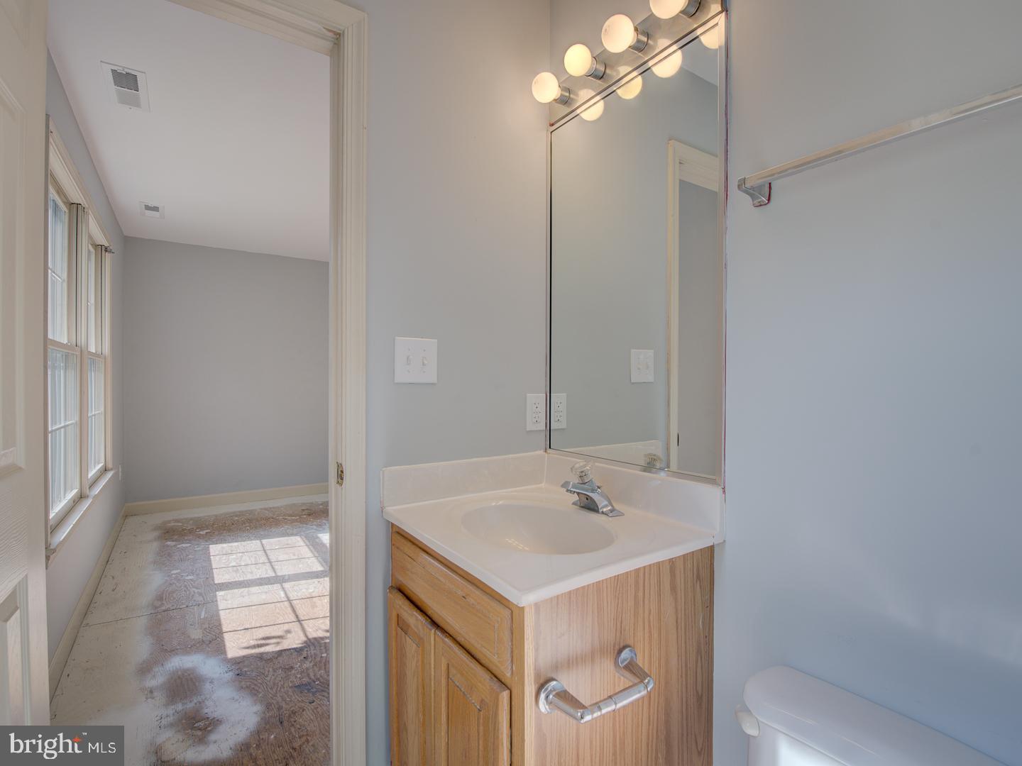 Real estate listing preview #52