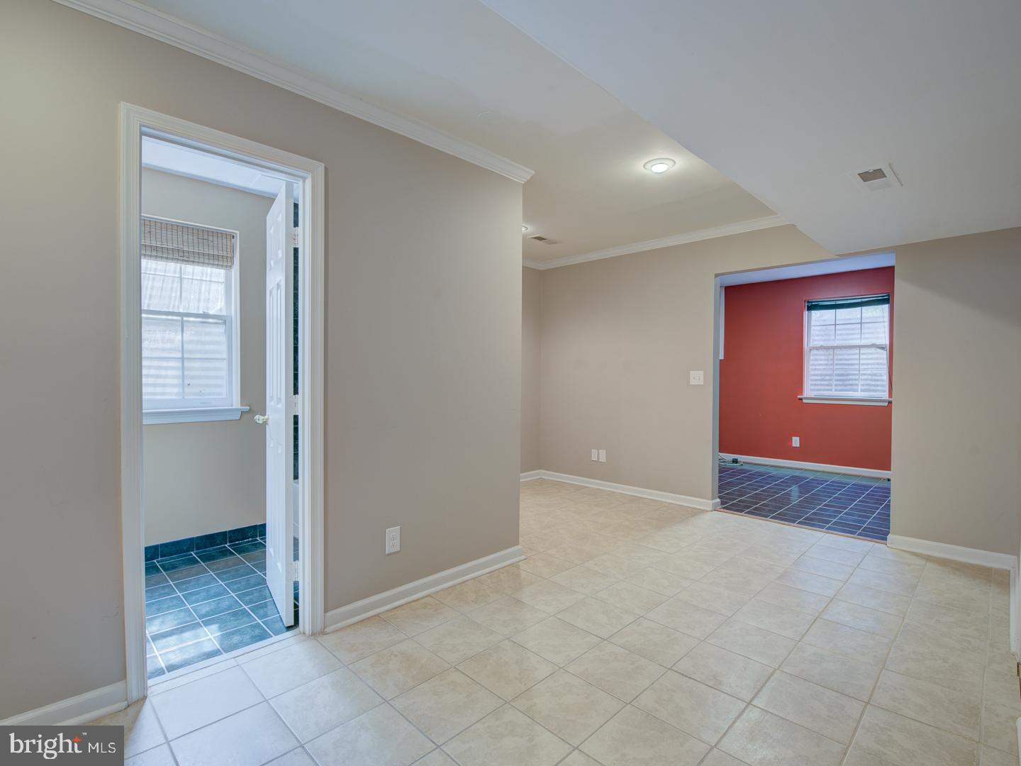 Real estate listing preview #92