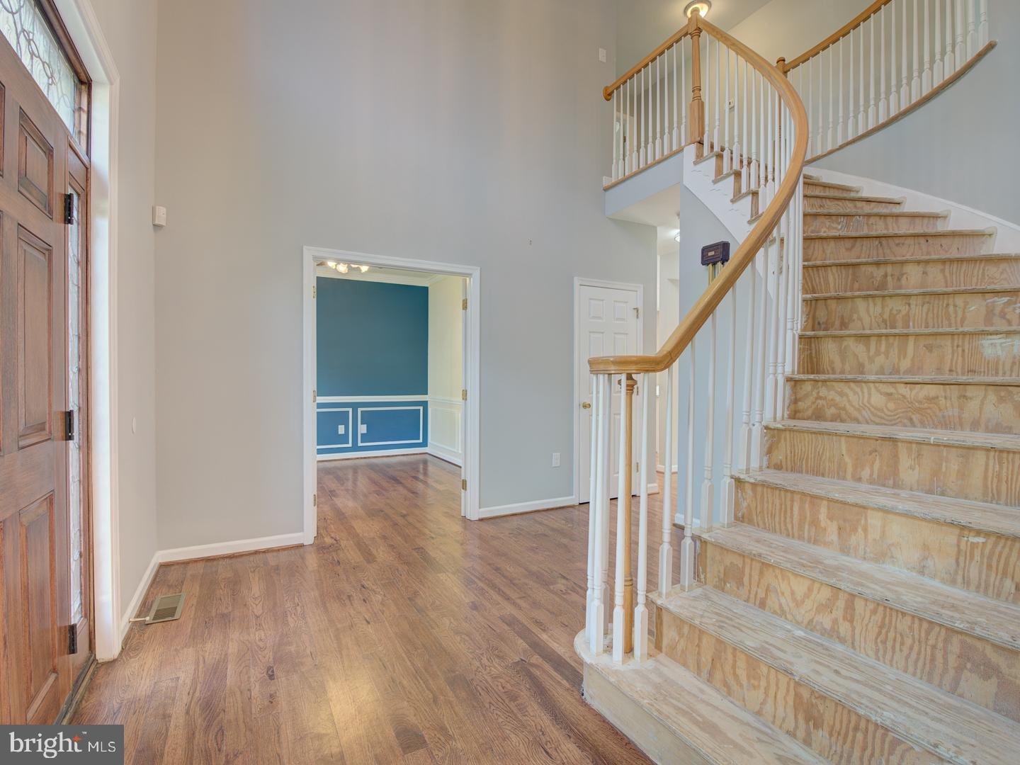 Real estate listing preview #6