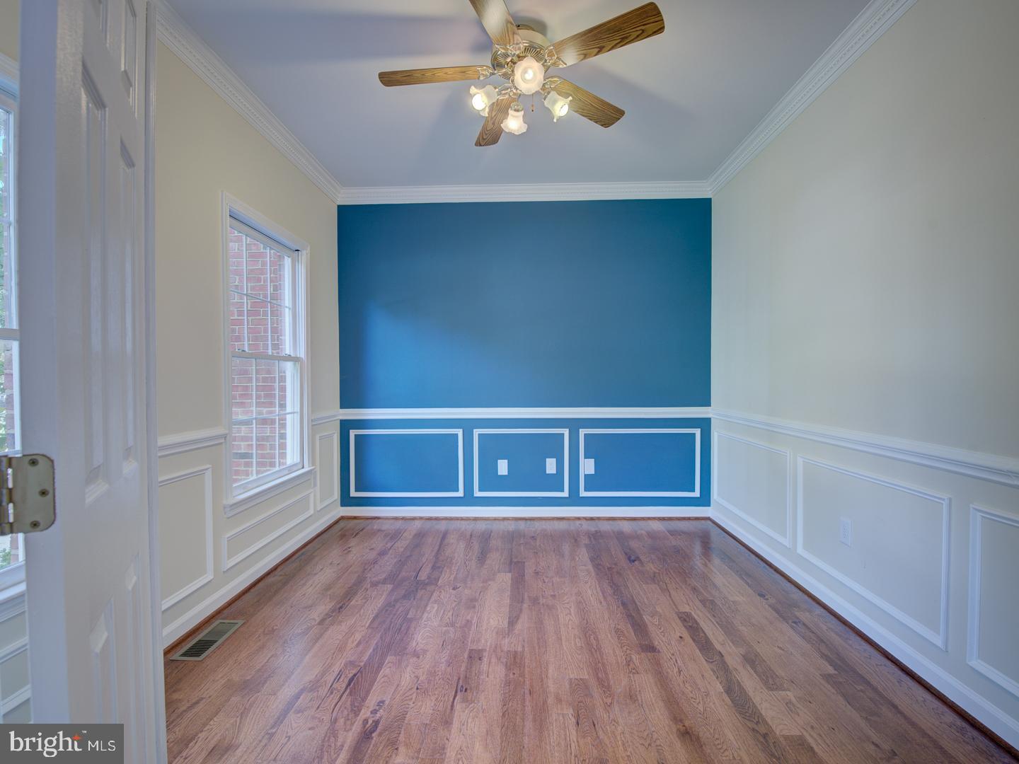 Real estate listing preview #8