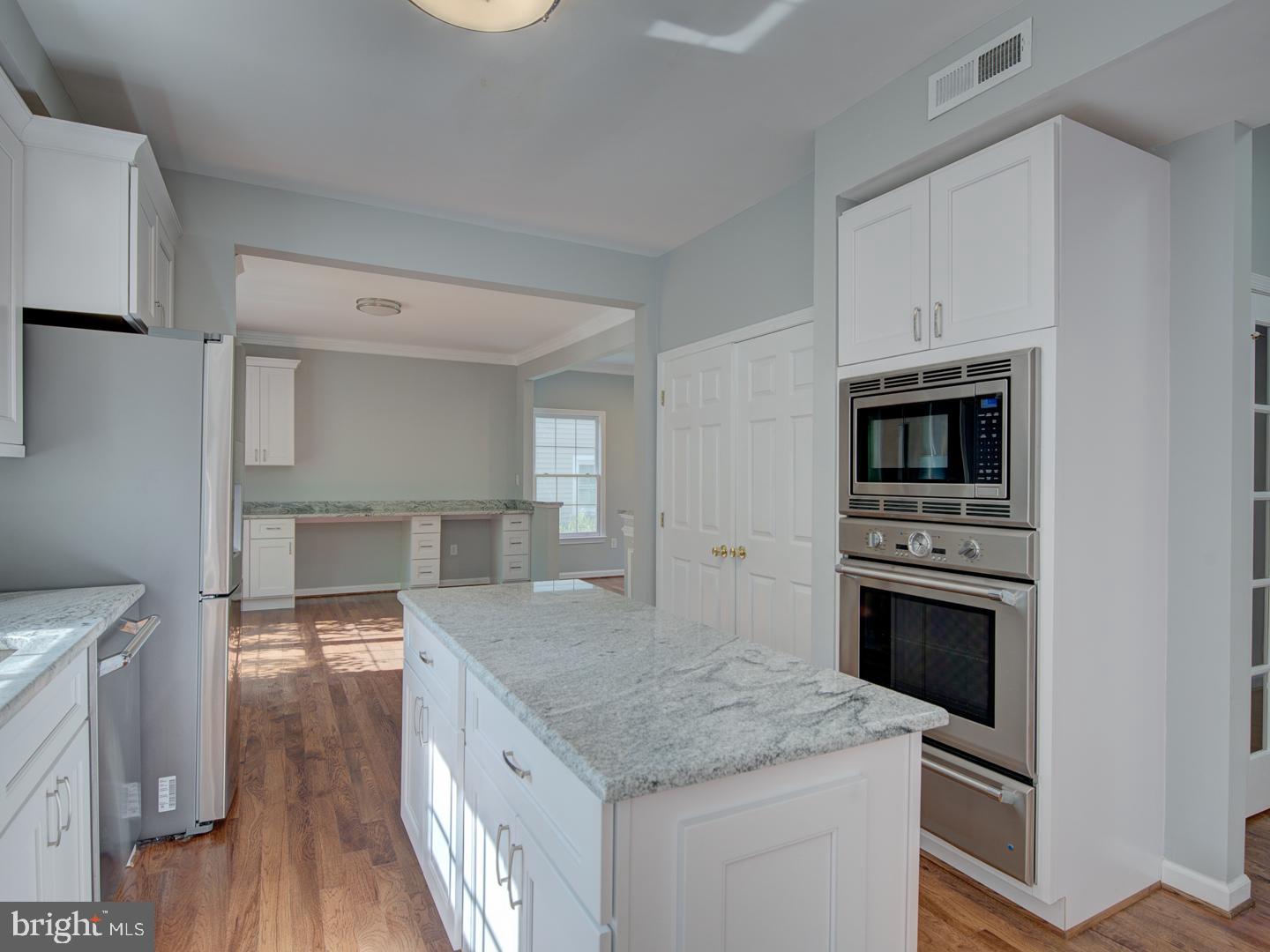 Real estate listing preview #30