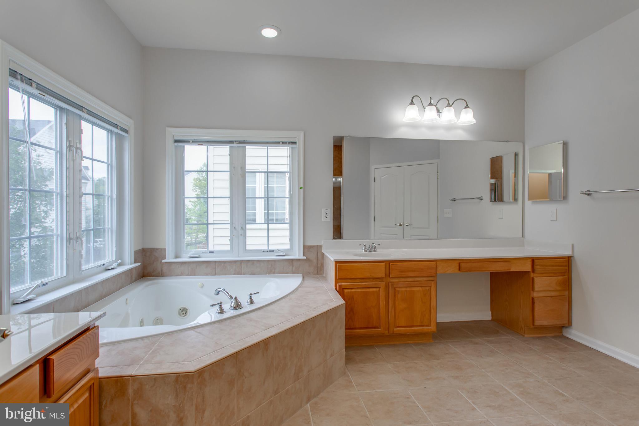 Real estate listing preview #33