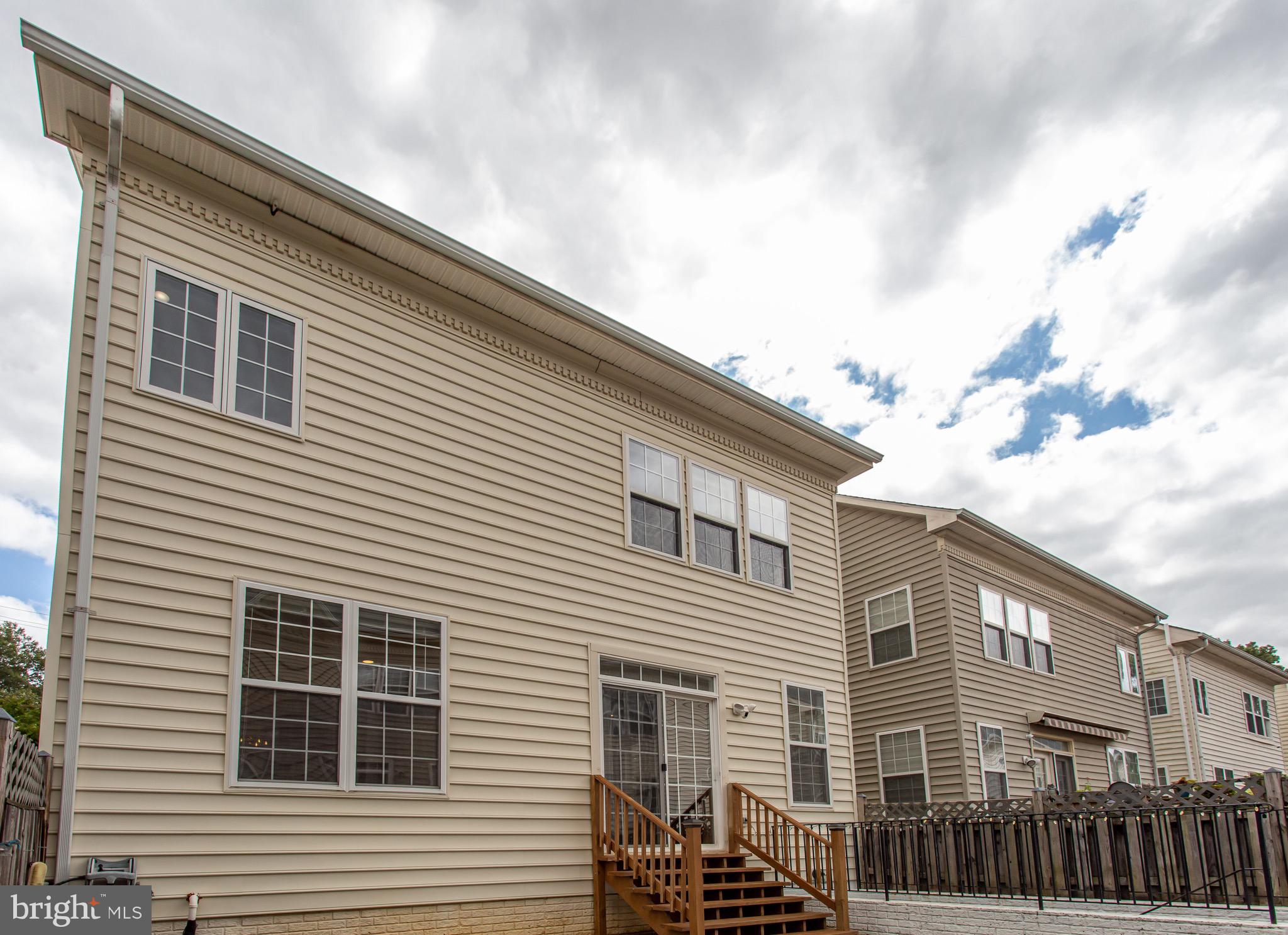 Real estate listing preview #48