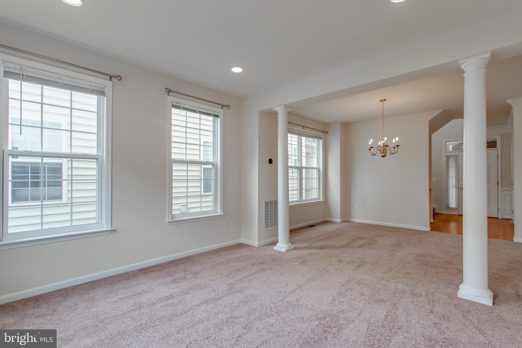 Real estate listing preview #18