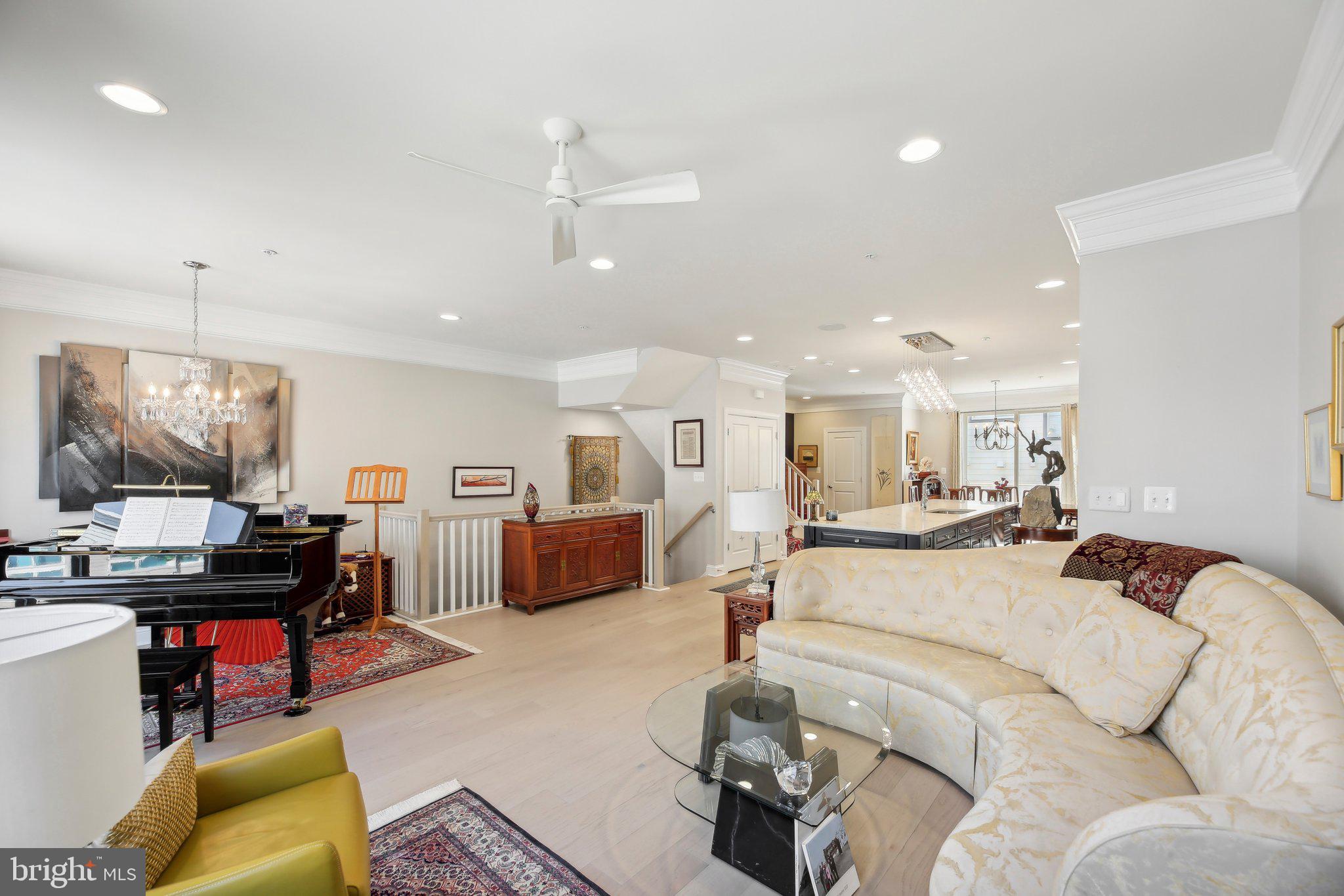 Real estate listing preview #15