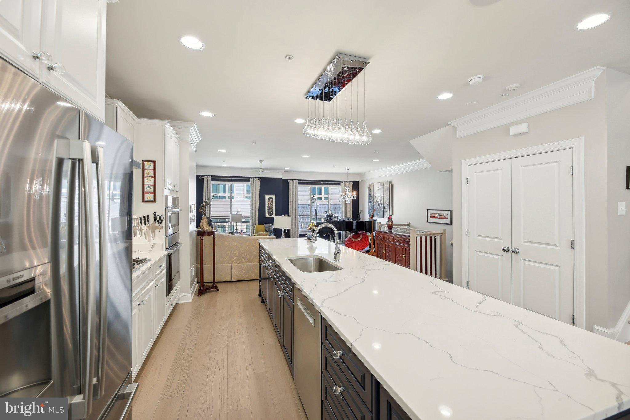 Real estate listing preview #23