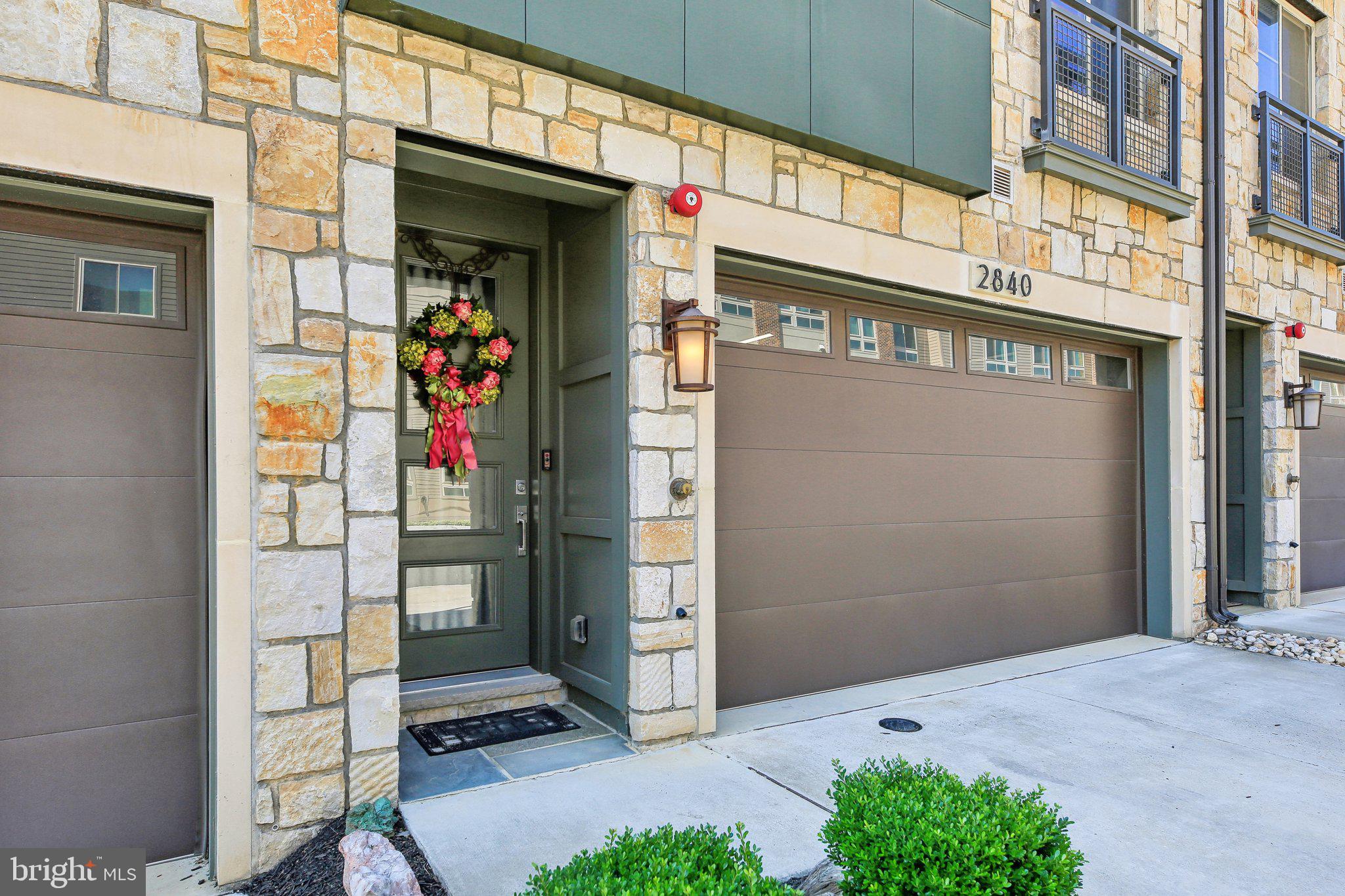 Real estate listing preview #2