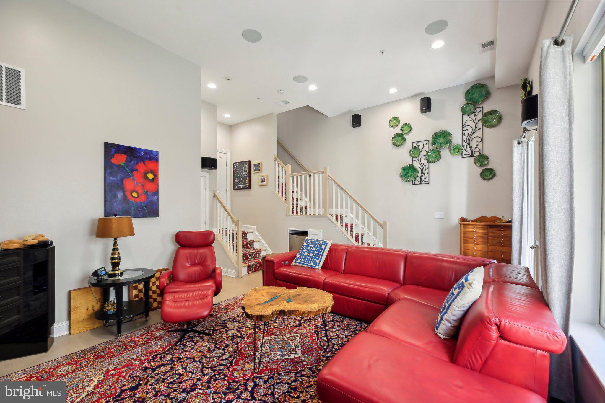 Real estate listing preview #13