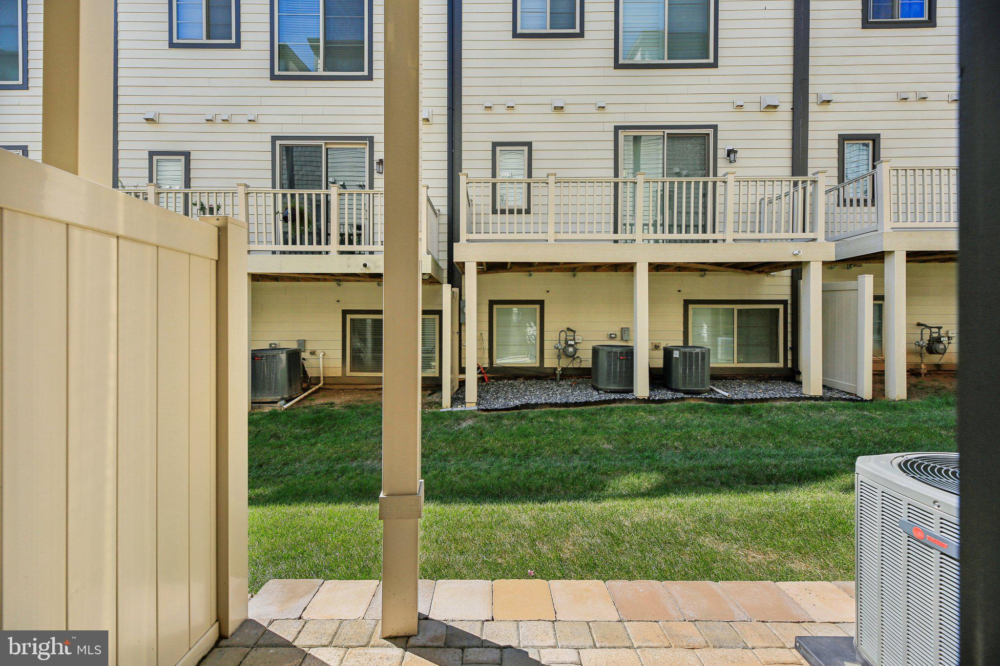 Real estate listing preview #48