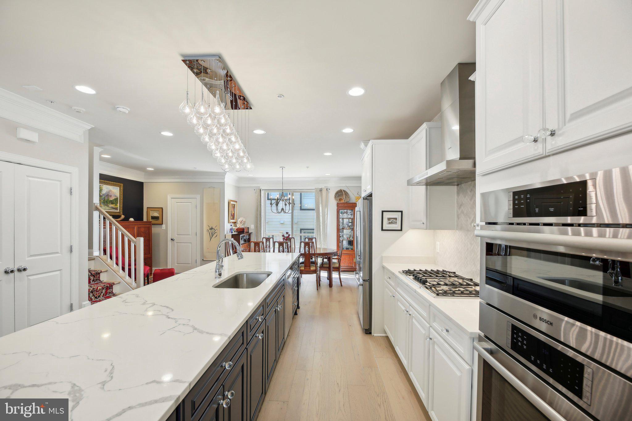 Real estate listing preview #24