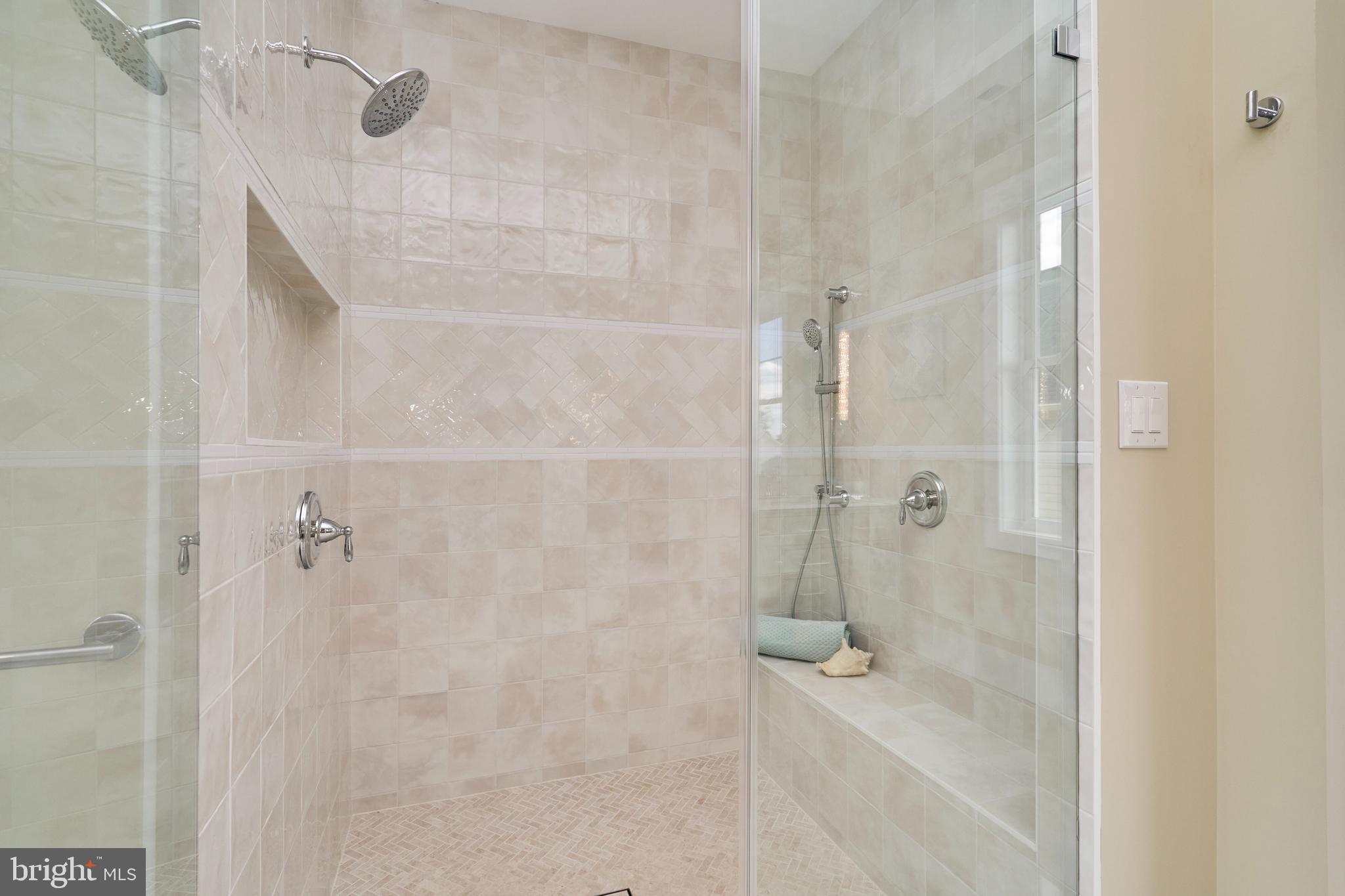 Real estate listing preview #38