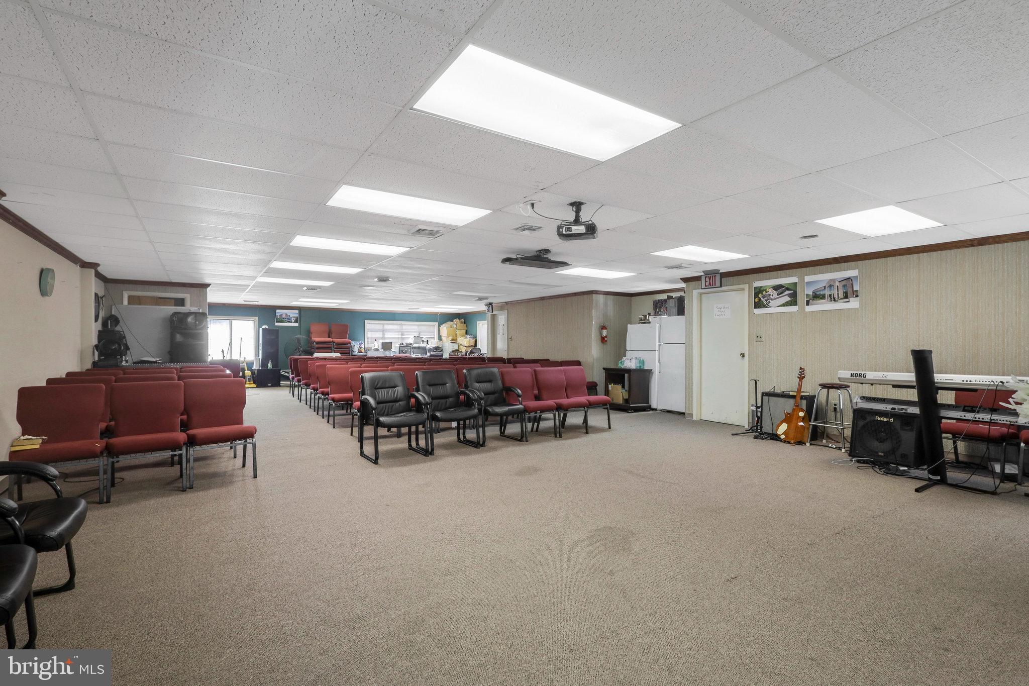 Real estate listing preview #17