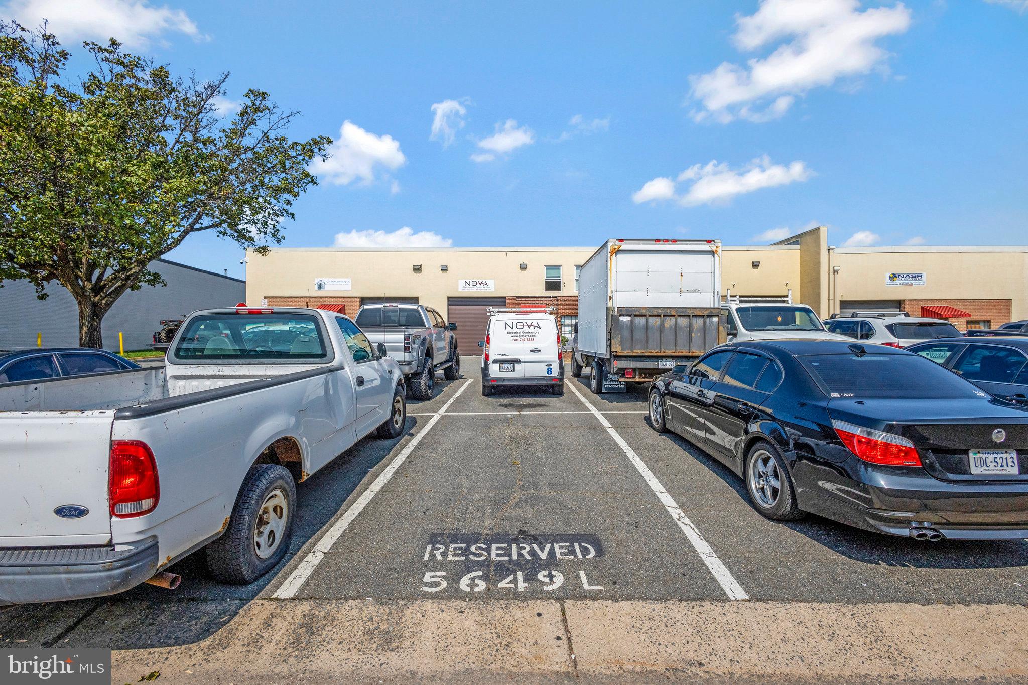 Real estate listing preview #24