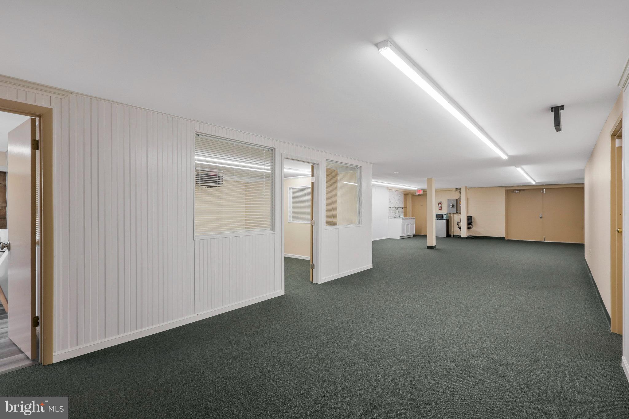 Real estate listing preview #4