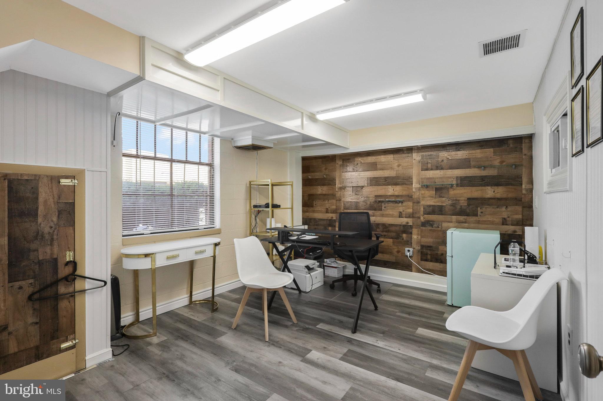 Real estate listing preview #13