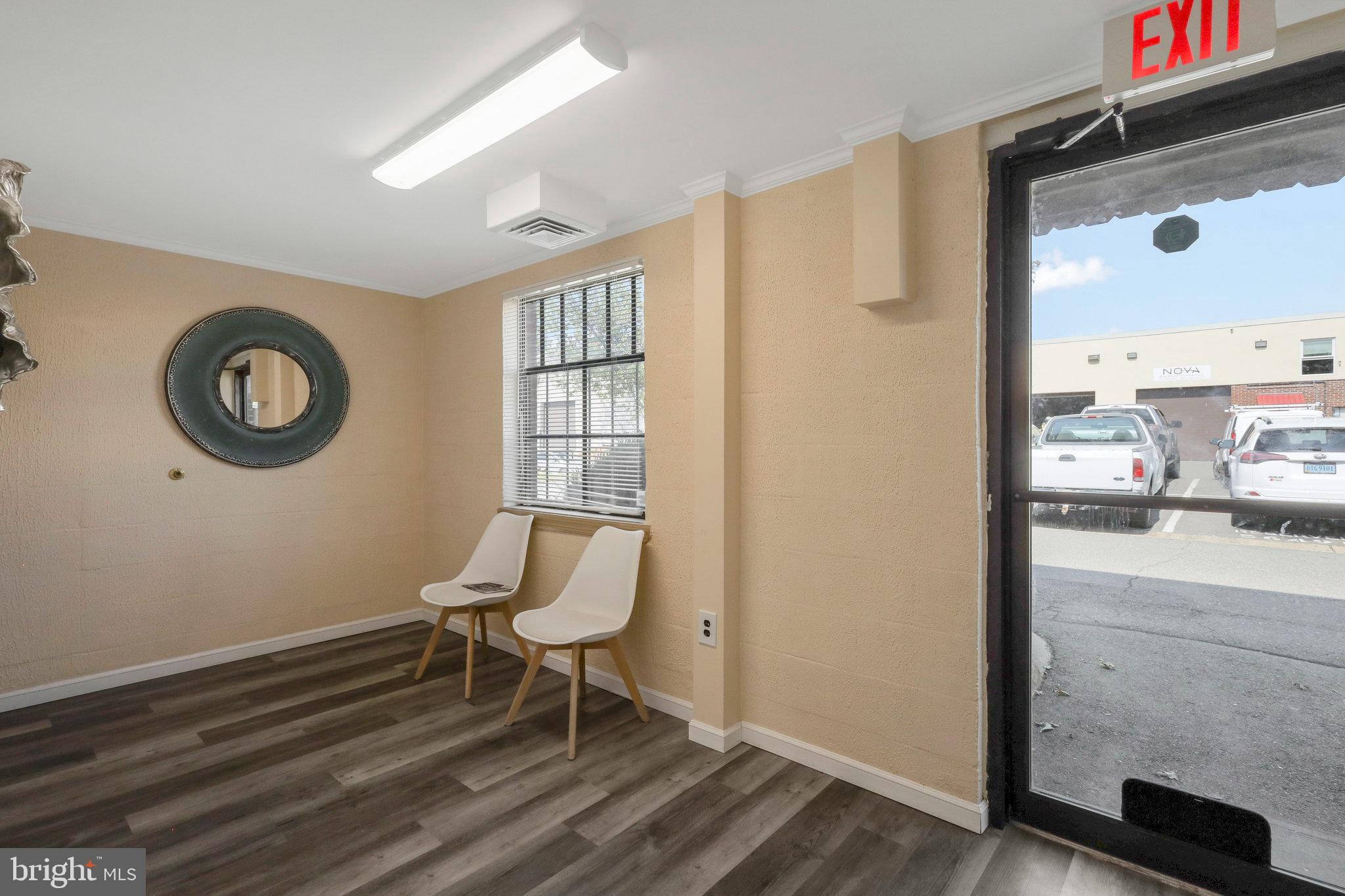 Real estate listing preview #16