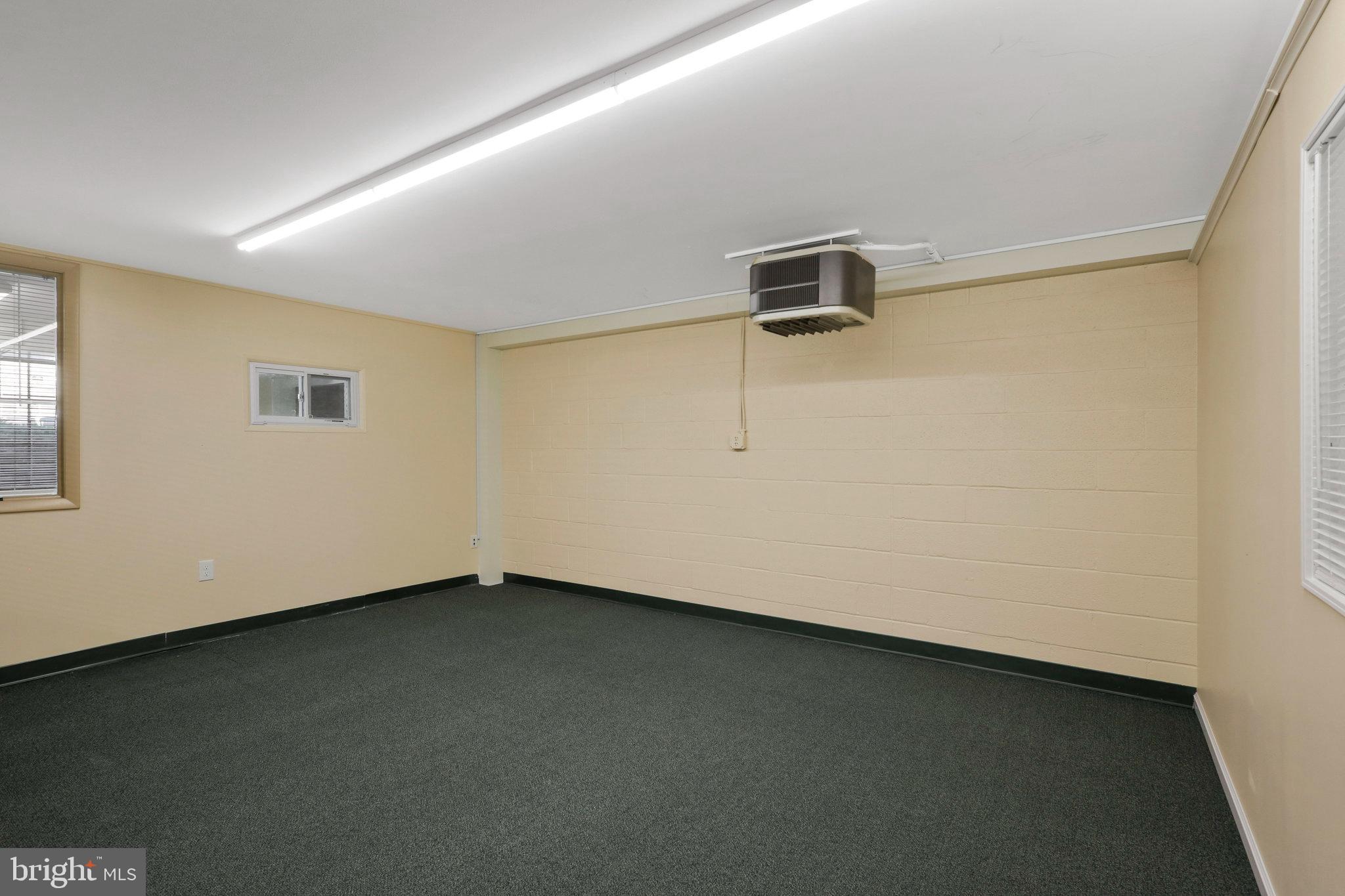 Real estate listing preview #10