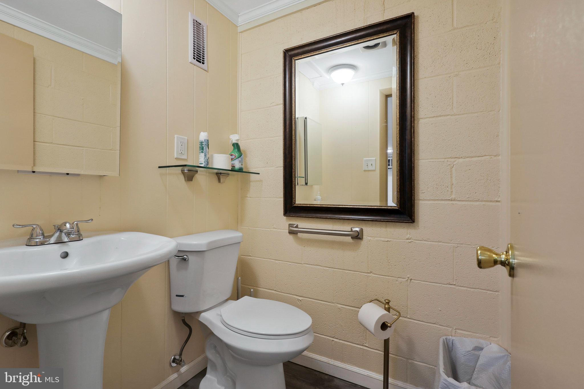 Real estate listing preview #9