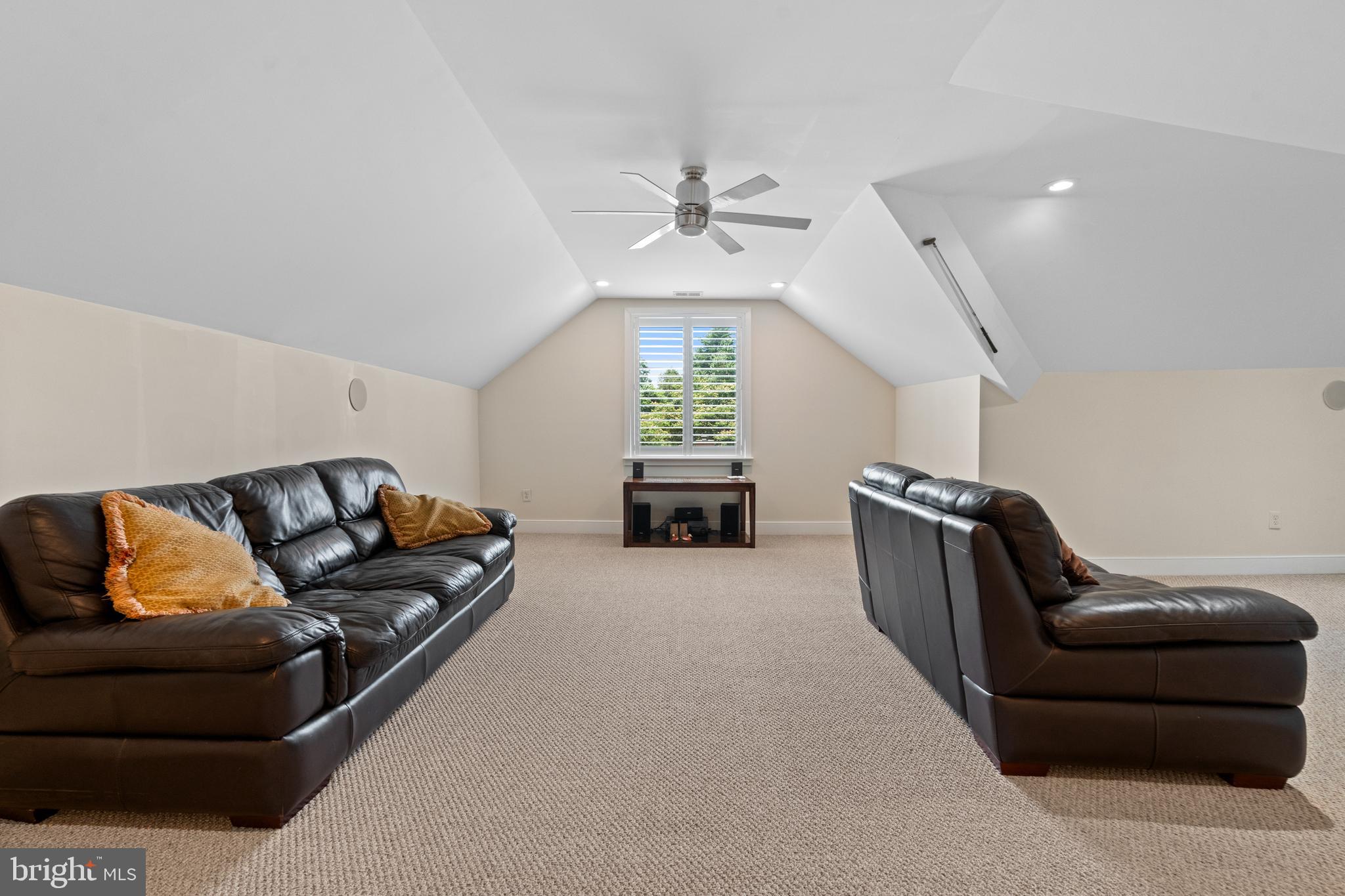 Real estate listing preview #29