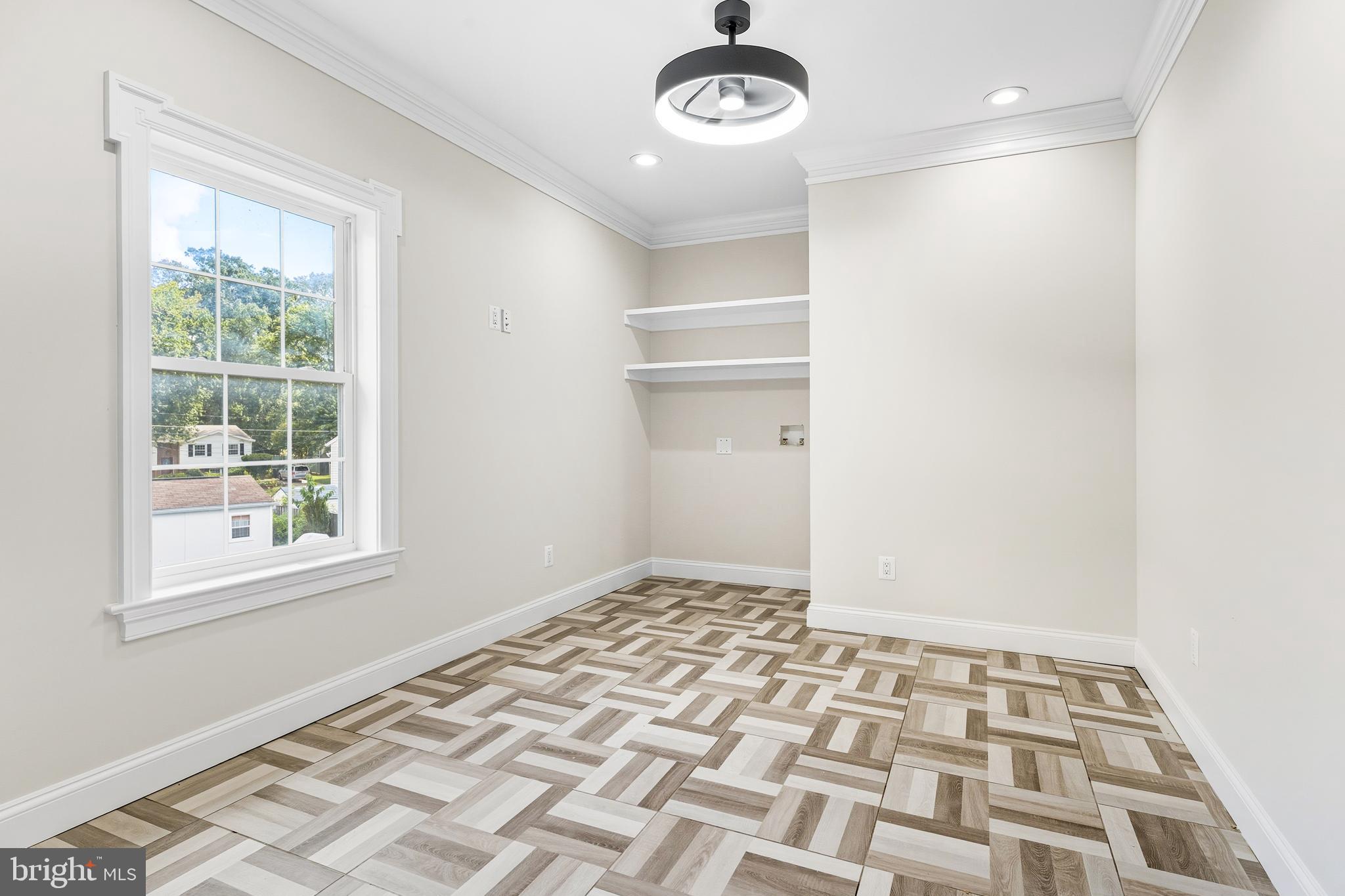 Real estate listing preview #13