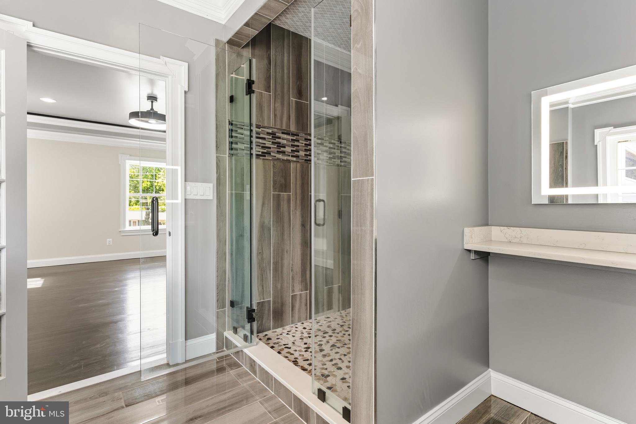 Real estate listing preview #18