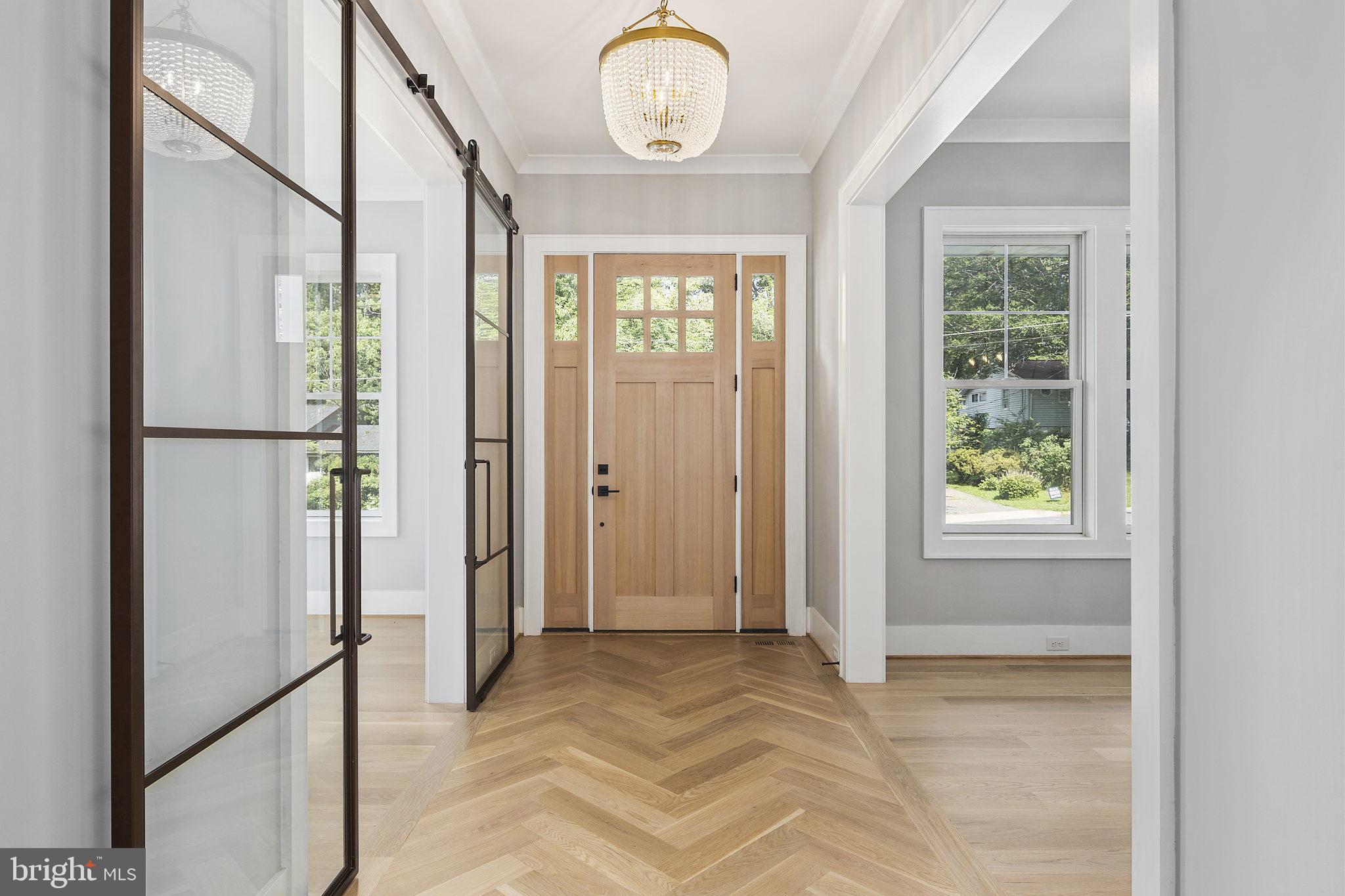 Real estate listing preview #2