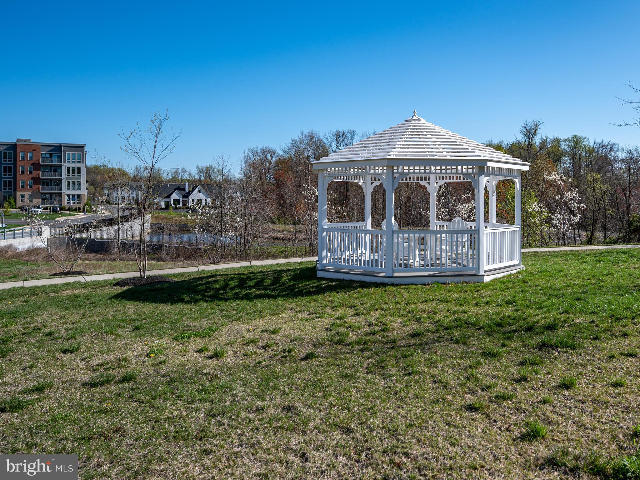 Real estate listing preview #61