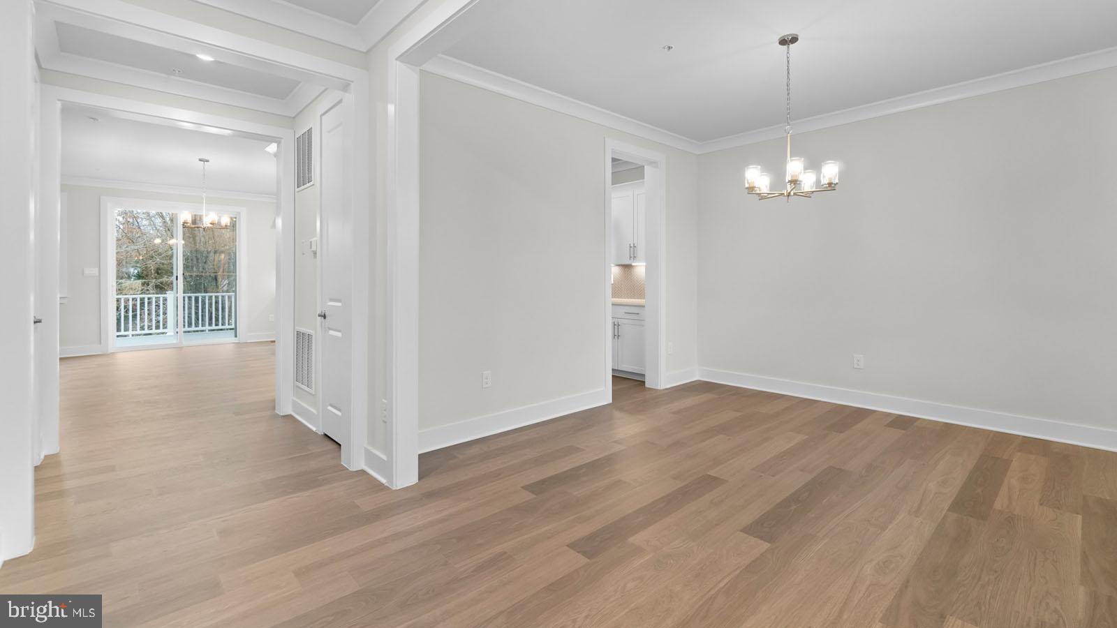 Real estate listing preview #3