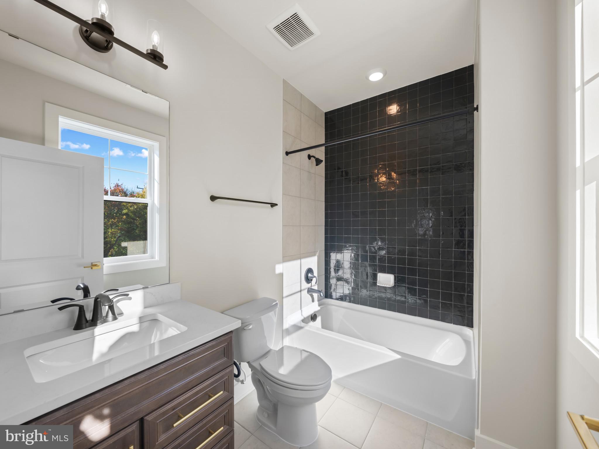 Real estate listing preview #47