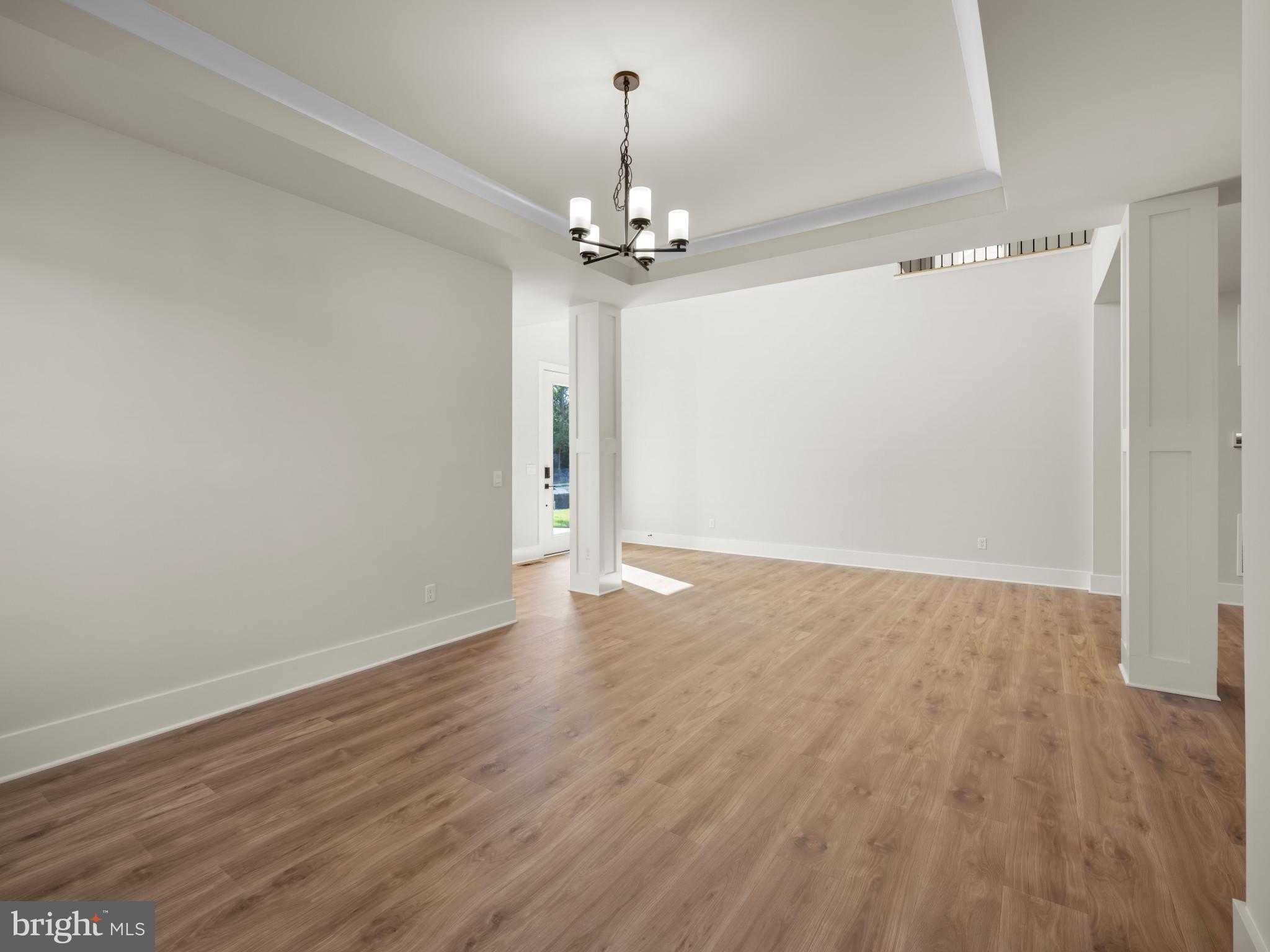 Real estate listing preview #6