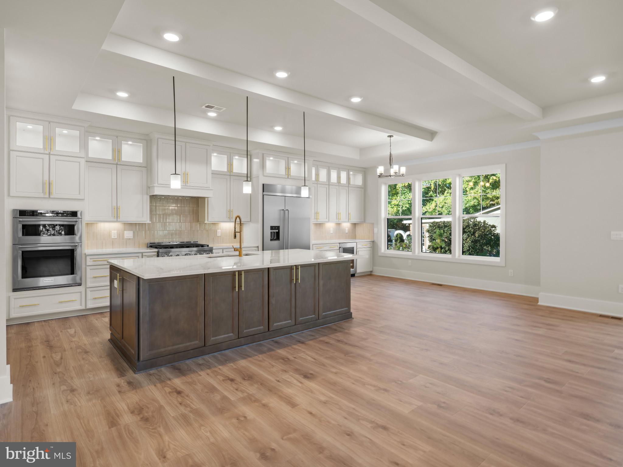 Real estate listing preview #8