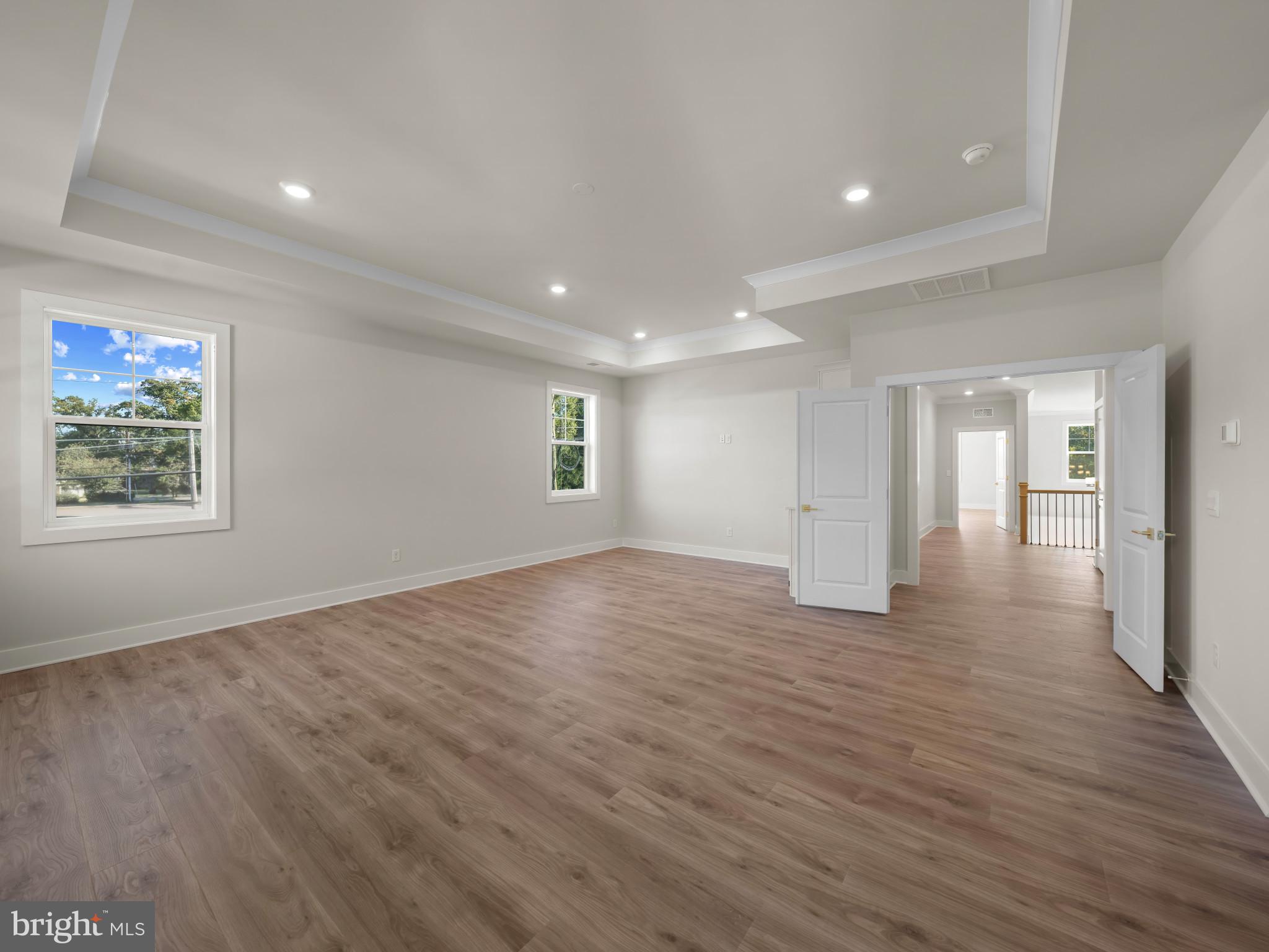 Real estate listing preview #16