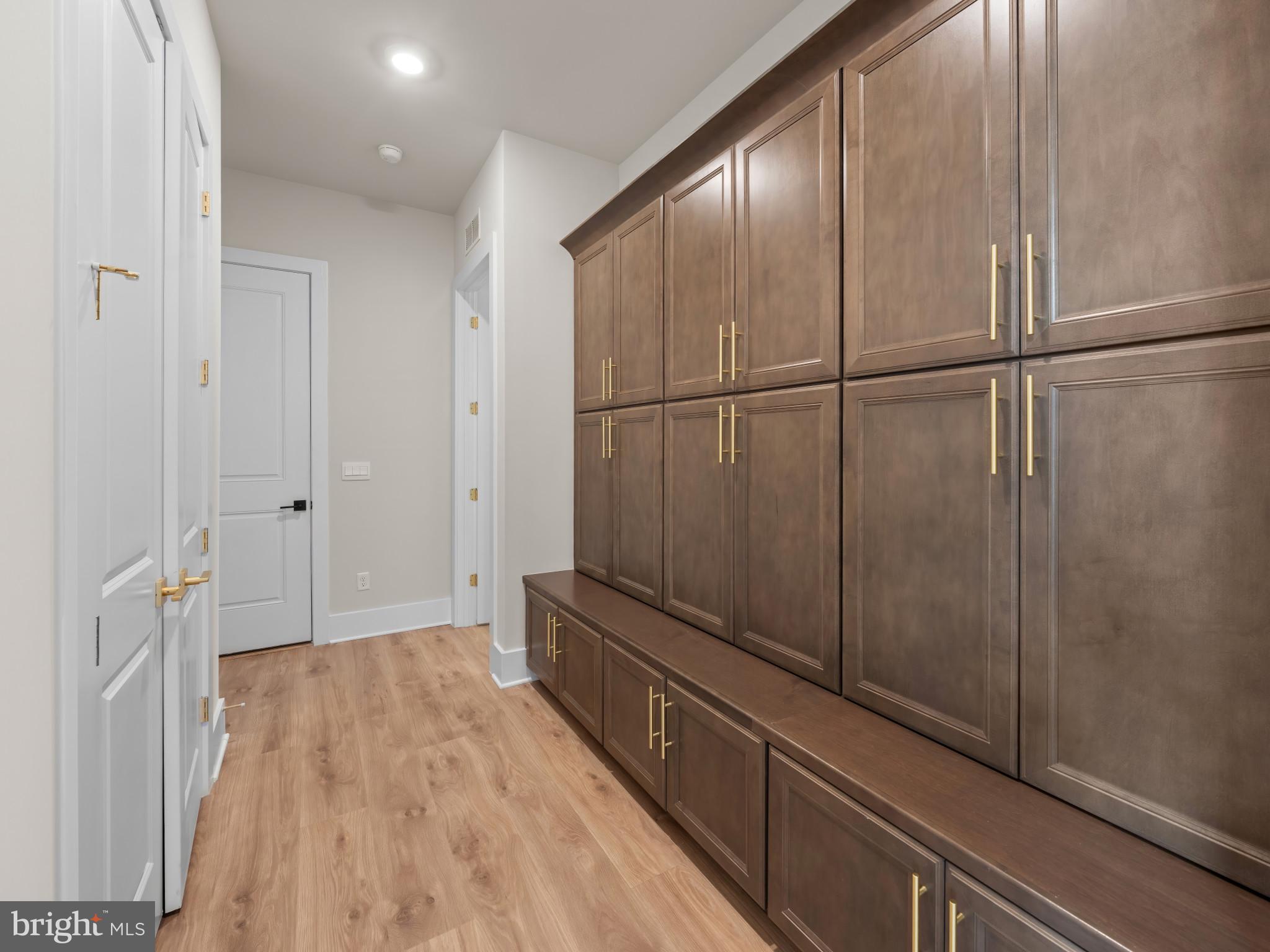 Real estate listing preview #27