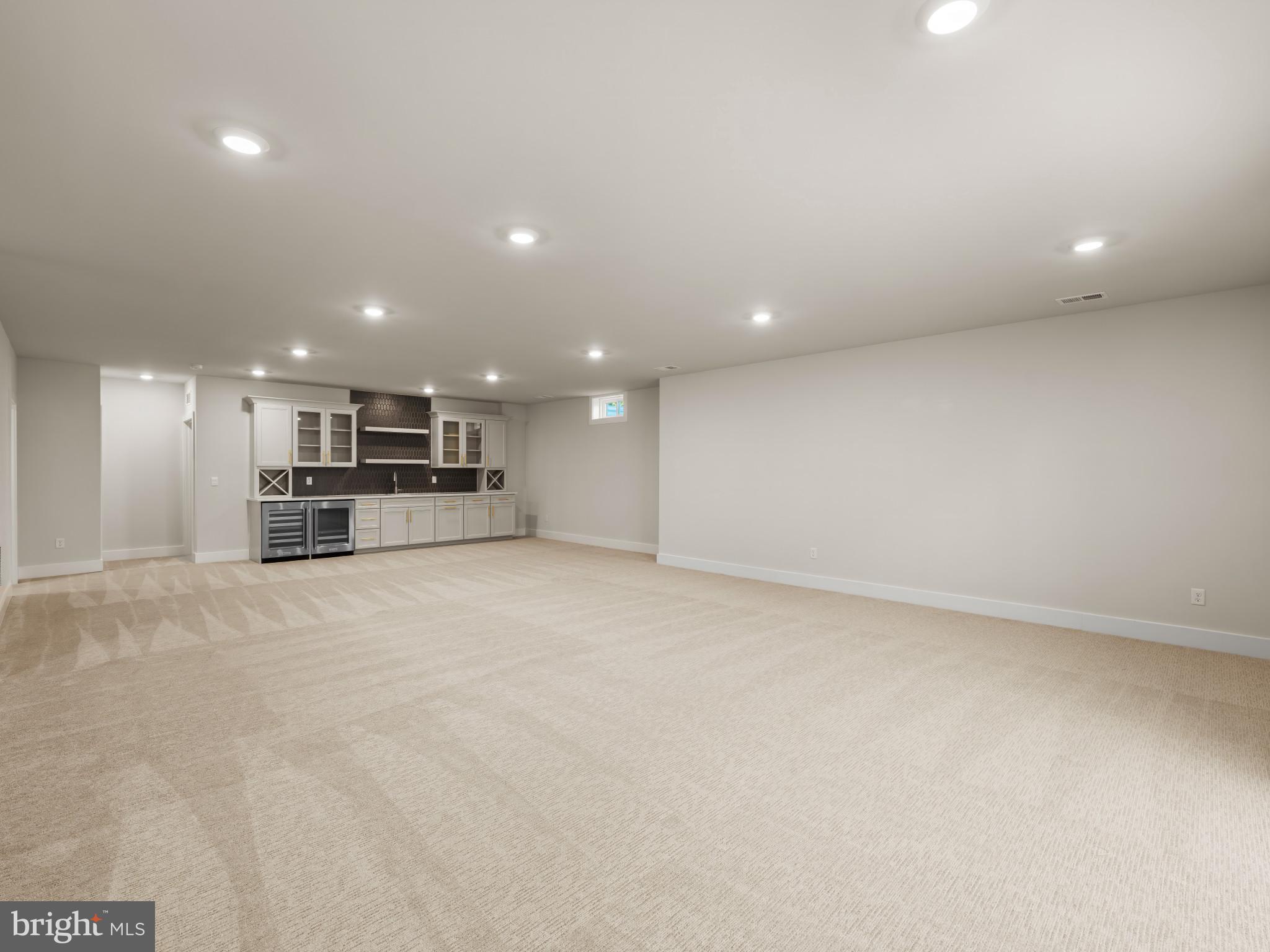 Real estate listing preview #32