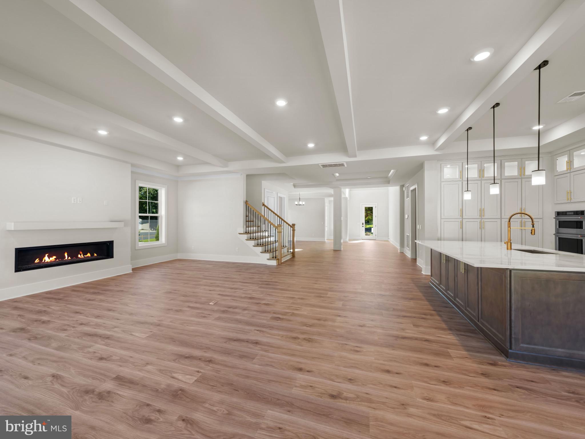 Real estate listing preview #54