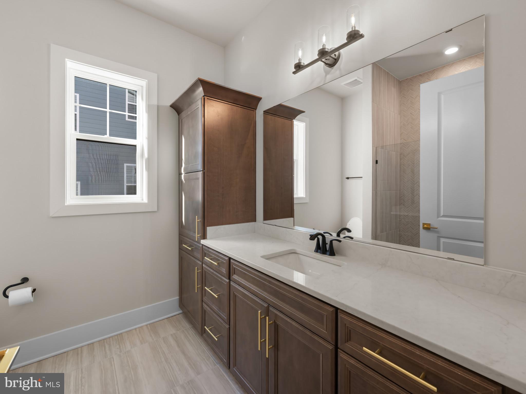 Real estate listing preview #42