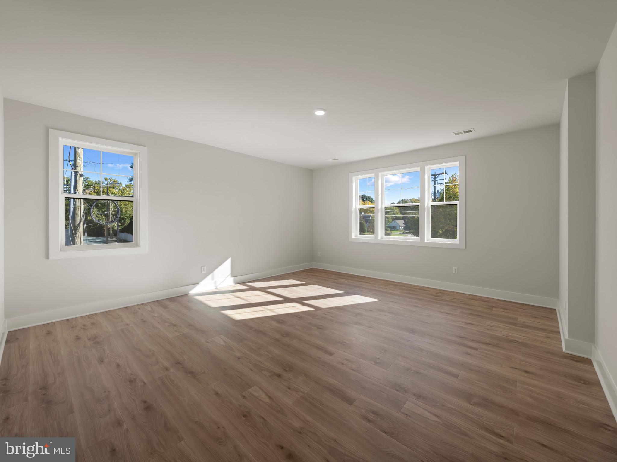 Real estate listing preview #22