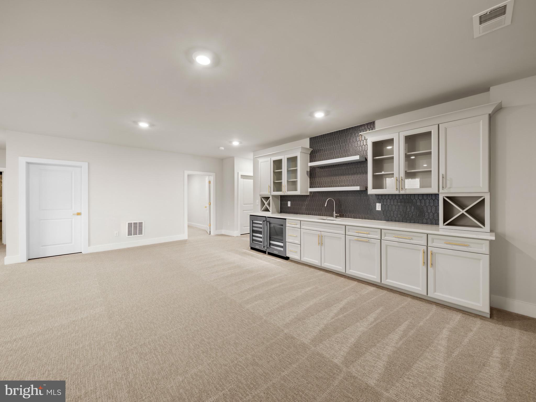 Real estate listing preview #34