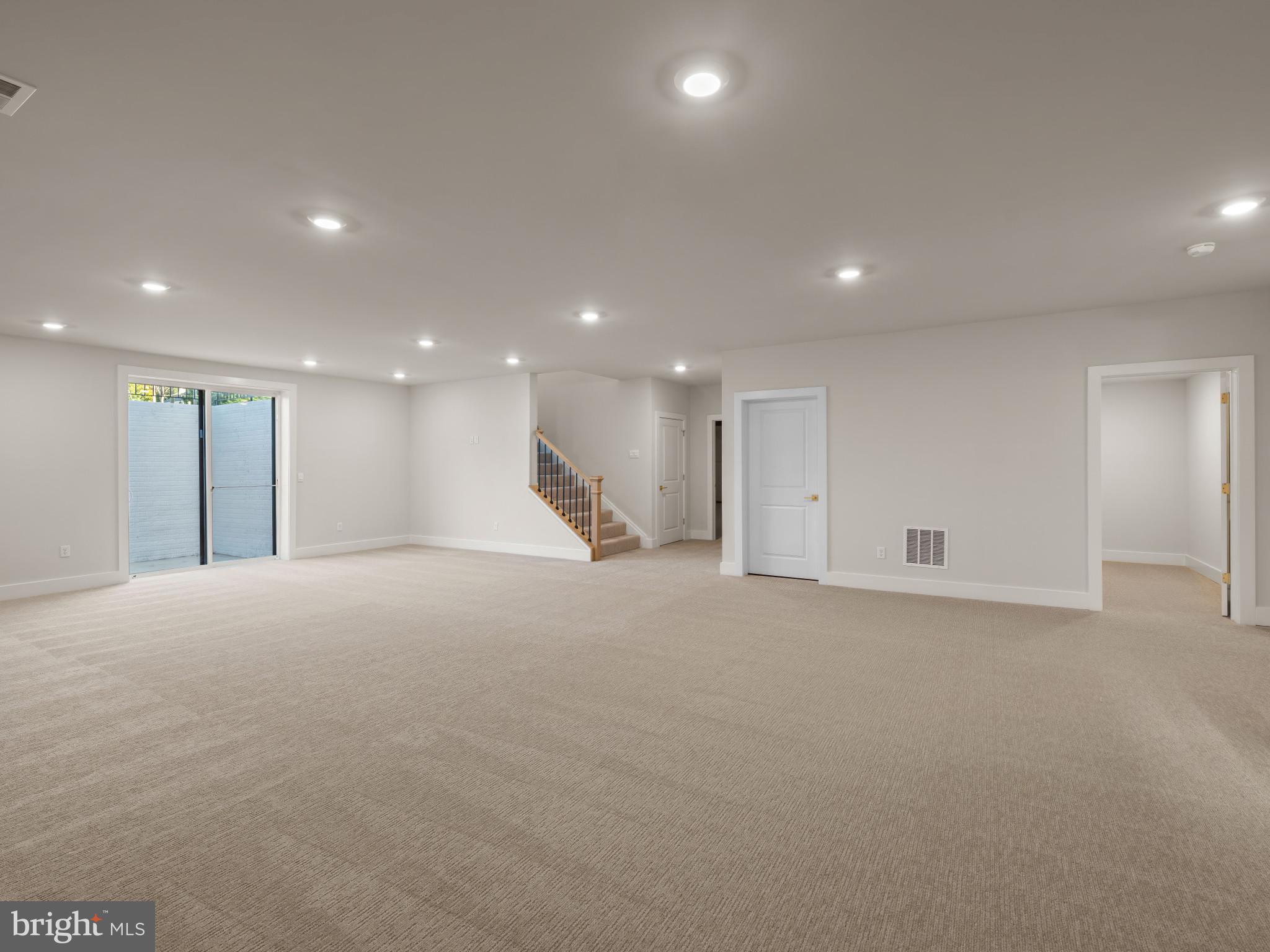 Real estate listing preview #35