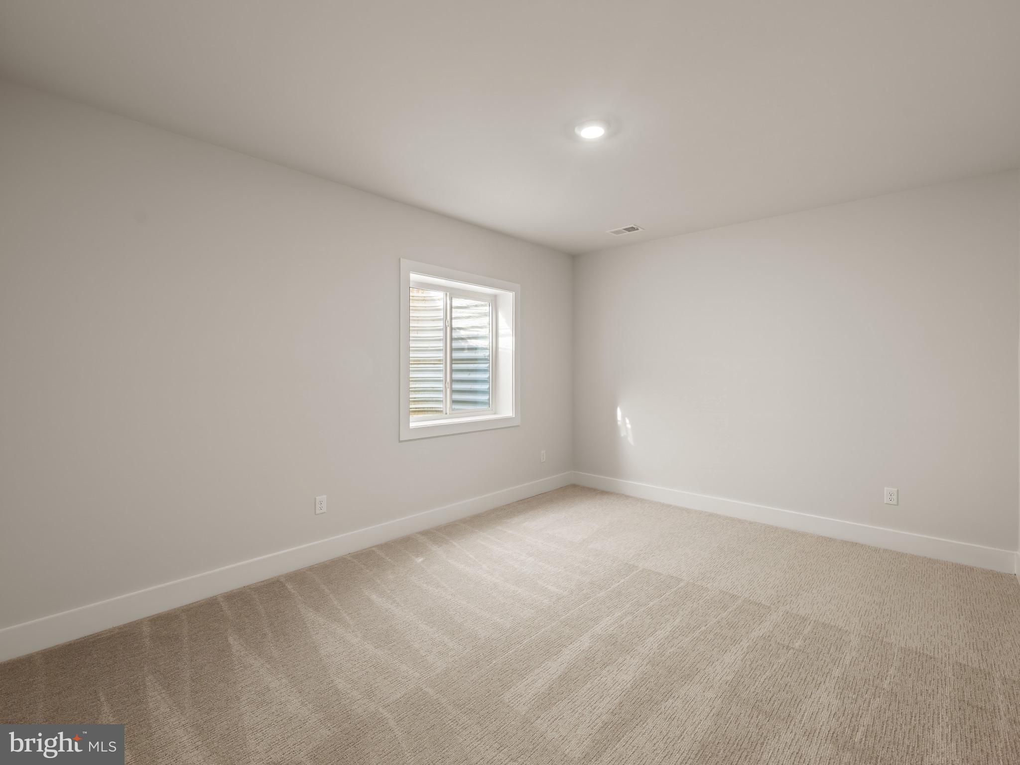 Real estate listing preview #37