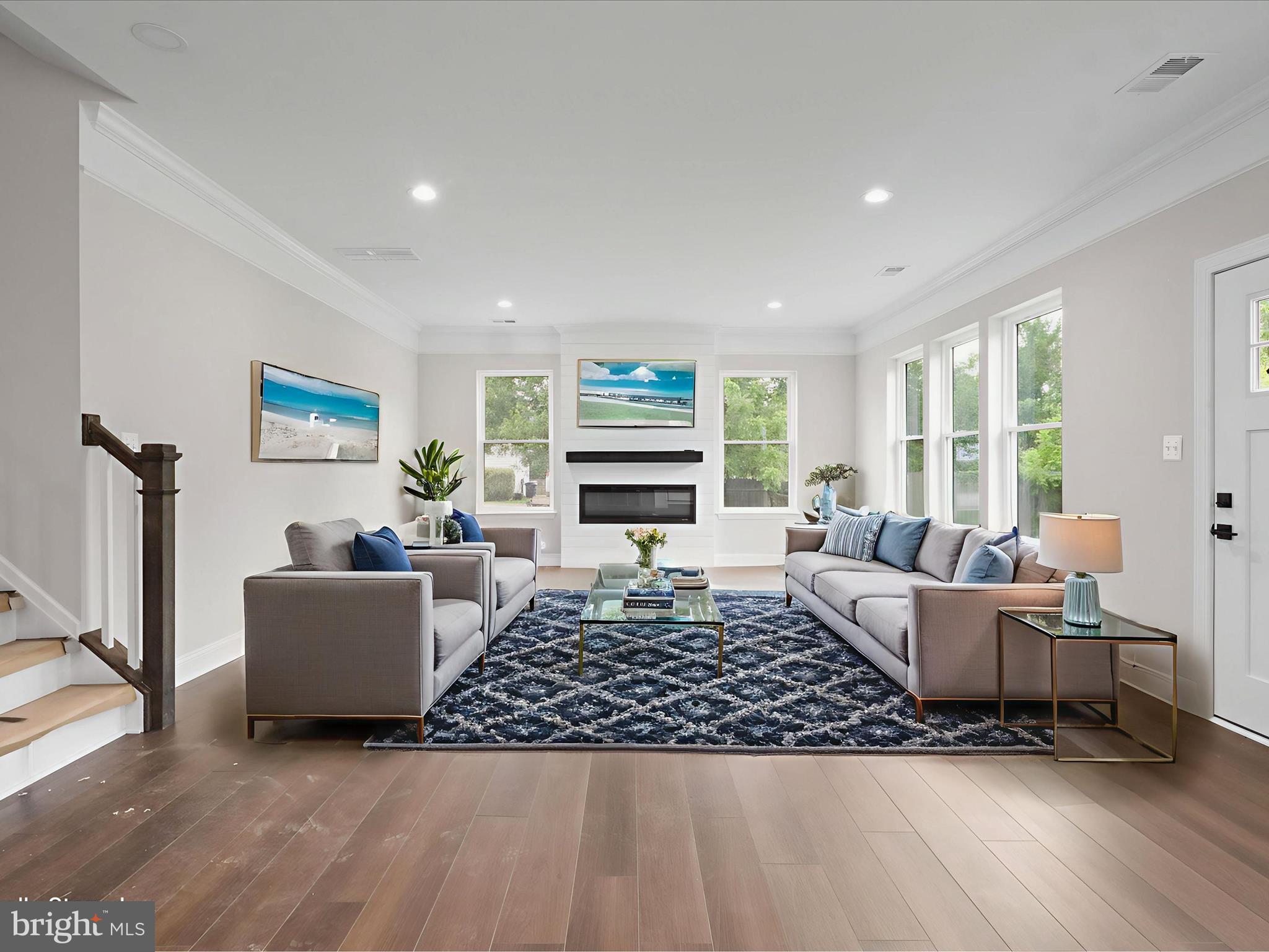 Real estate listing preview #25