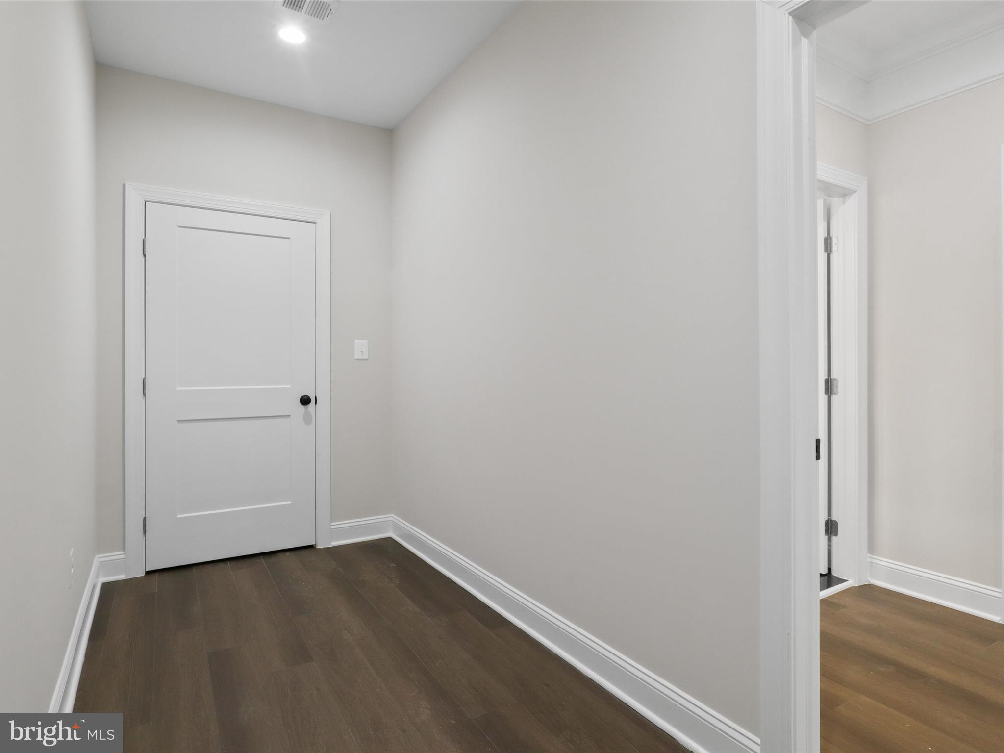 Real estate listing preview #28