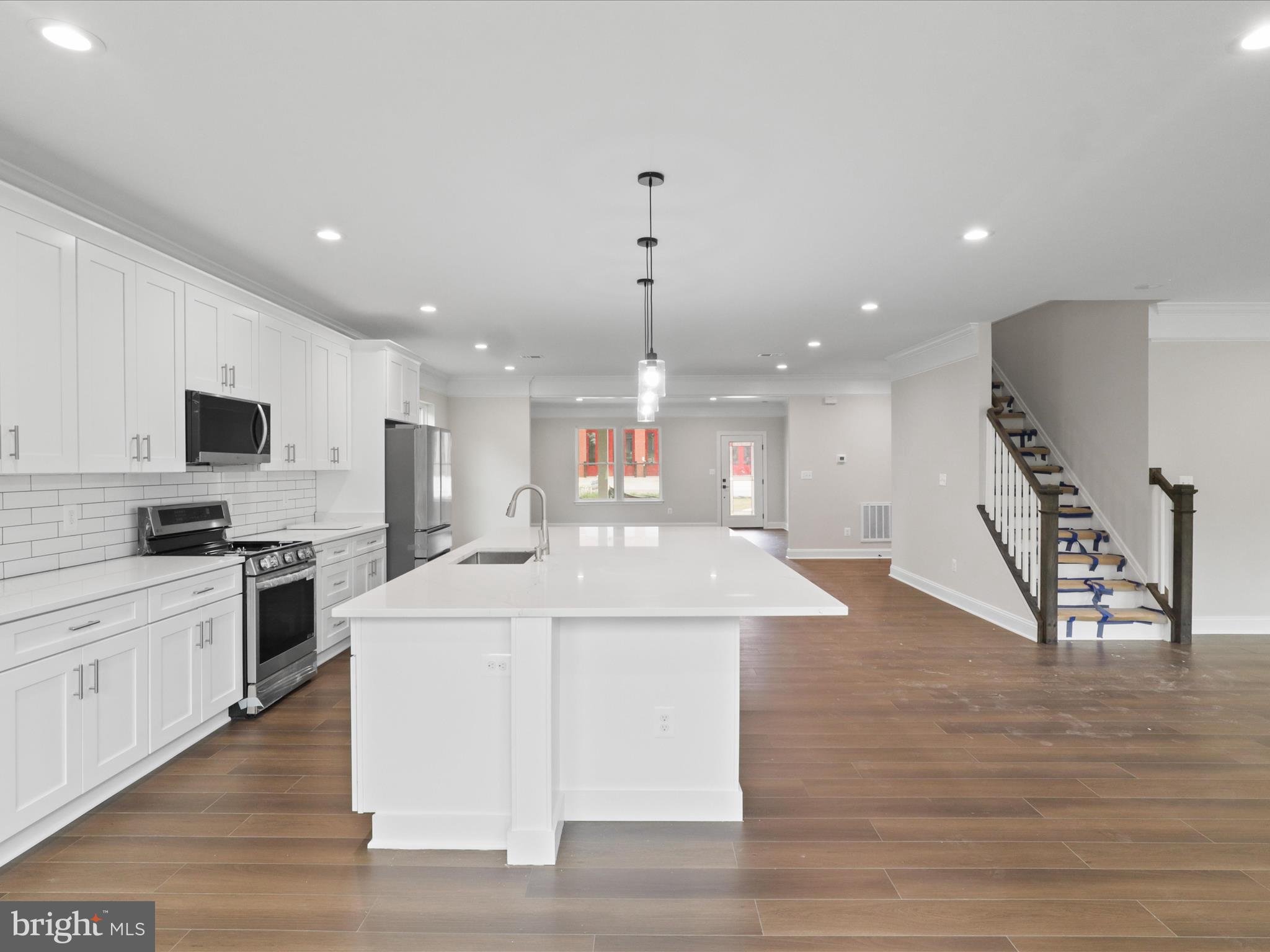 Real estate listing preview #19