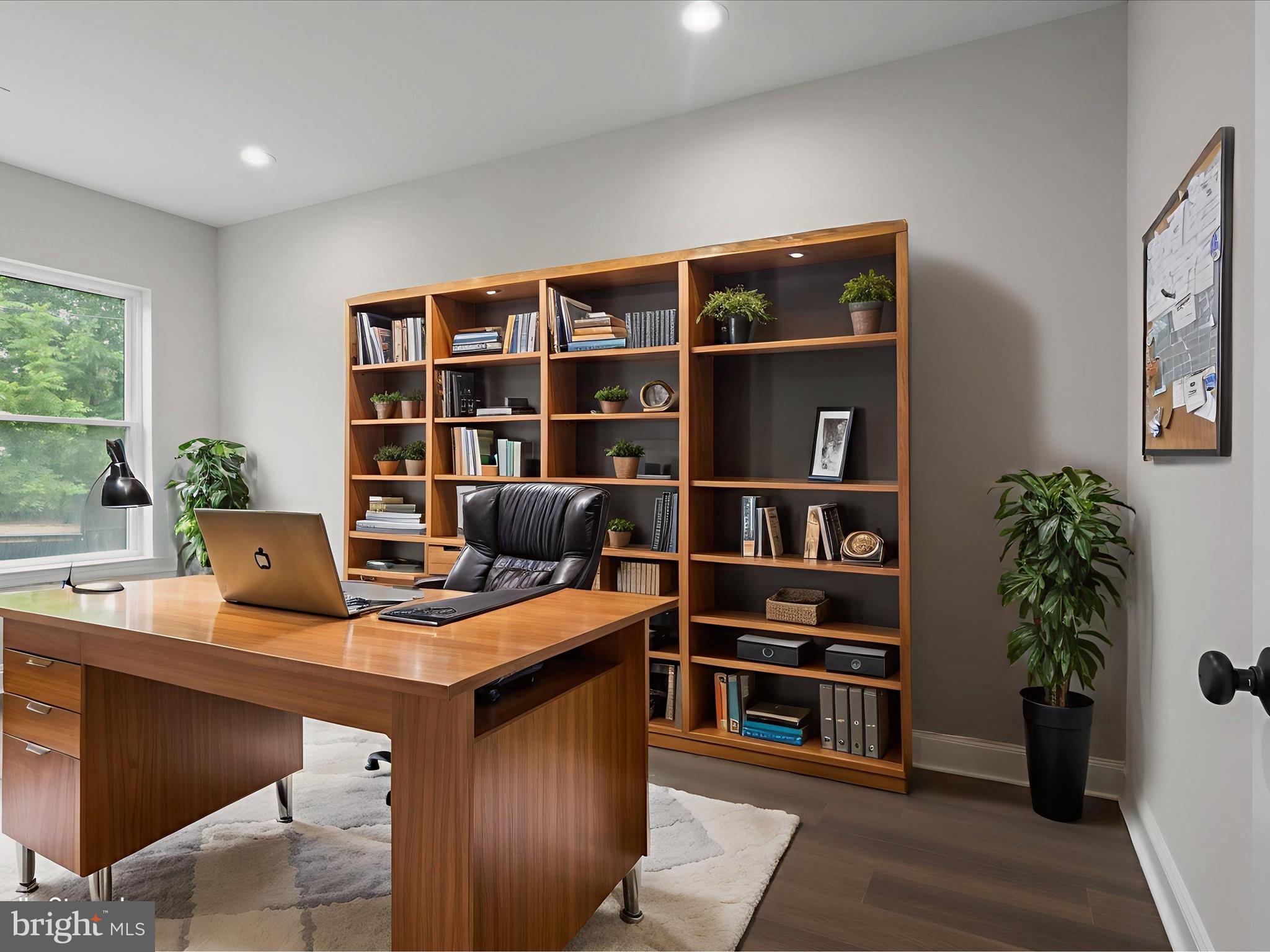 Real estate listing preview #24