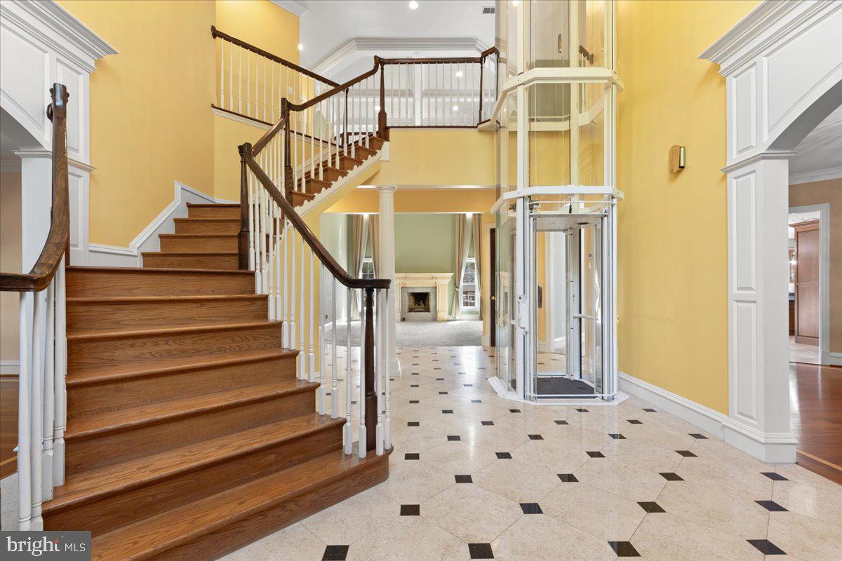 Real estate listing preview #3