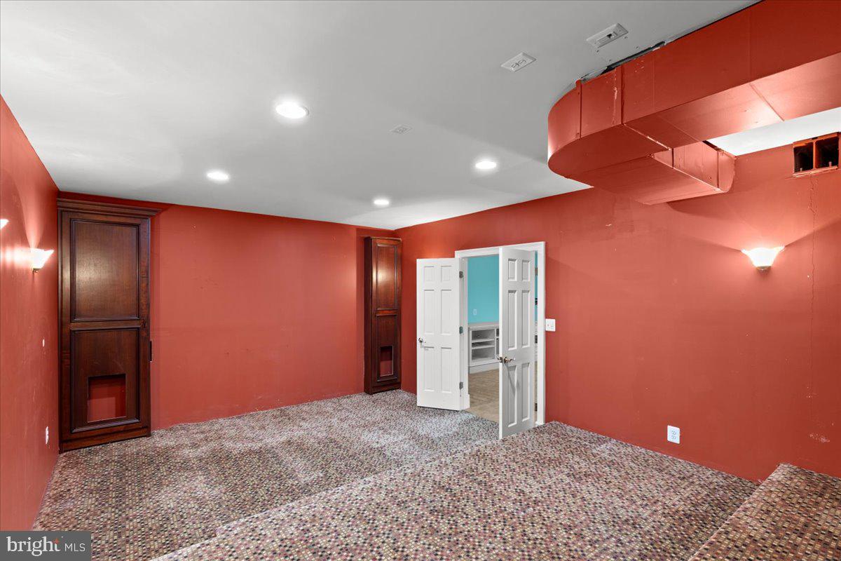 Real estate listing preview #64