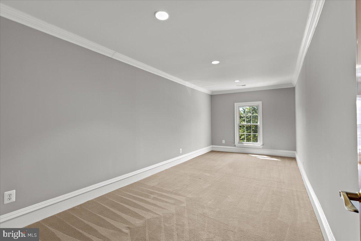 Real estate listing preview #53