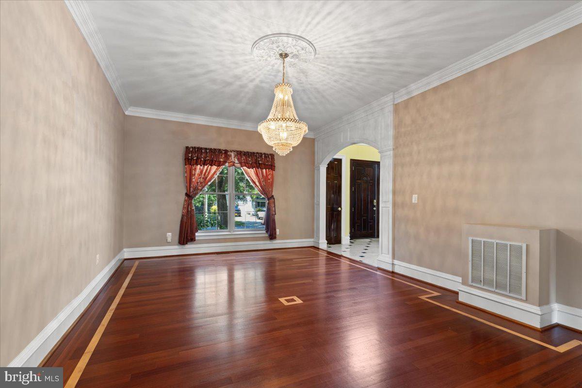 Real estate listing preview #30