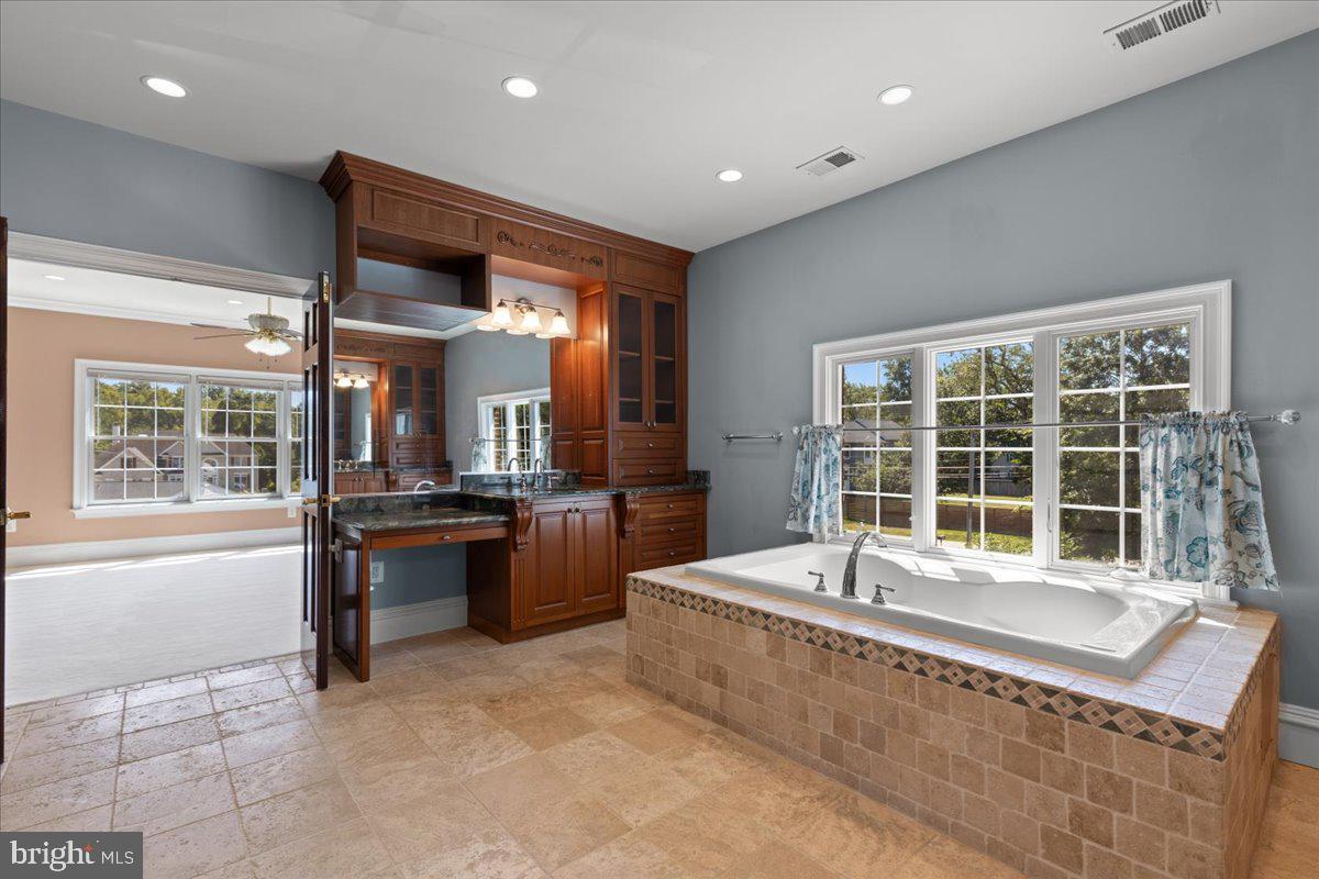 Real estate listing preview #39